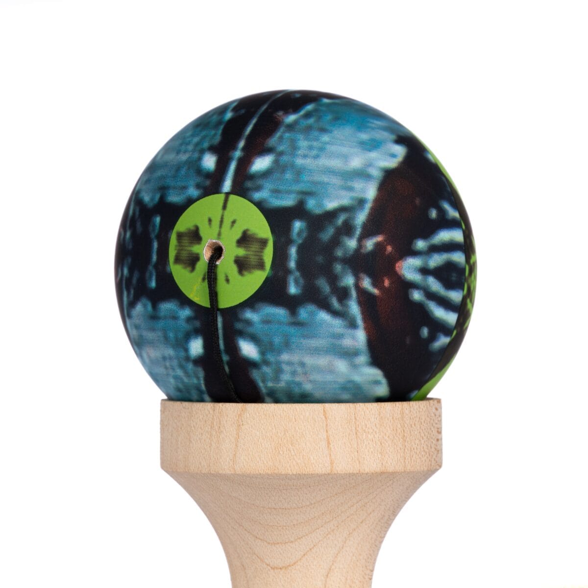Krom Yasu Pro Mod kendama Kanade 62 mm