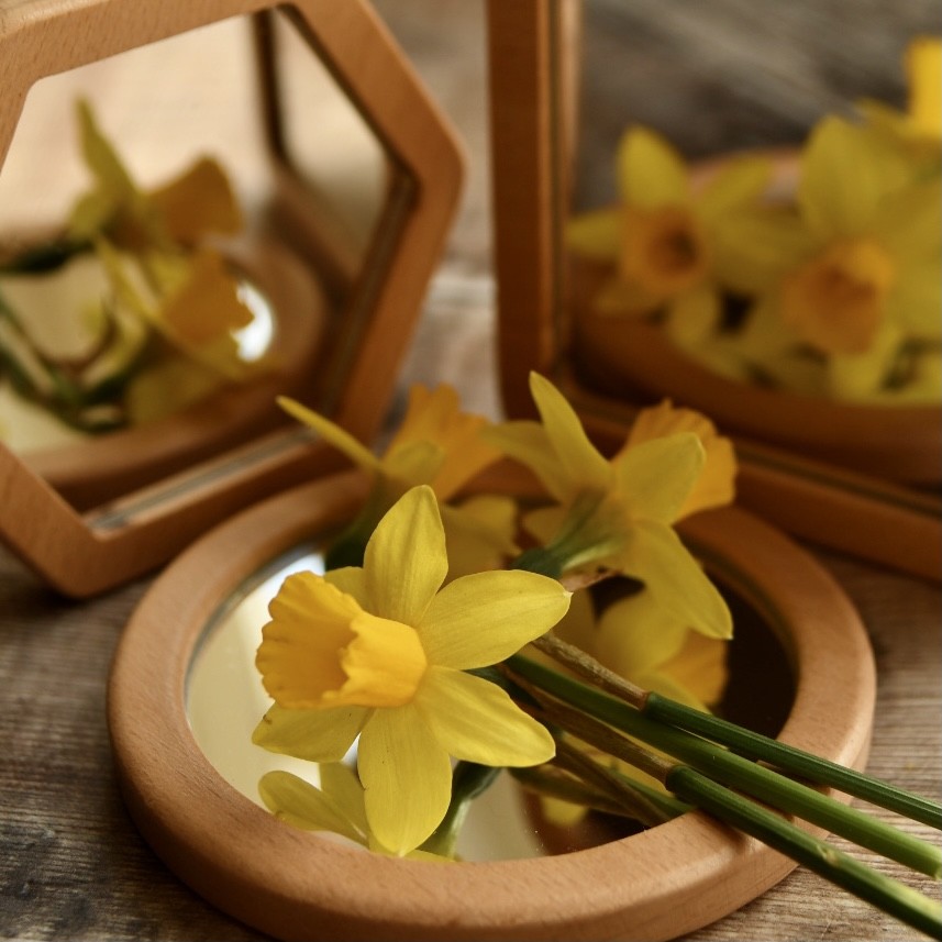 Yellow Door Little Looking Shape Mirrors oglinzi lemn set 4