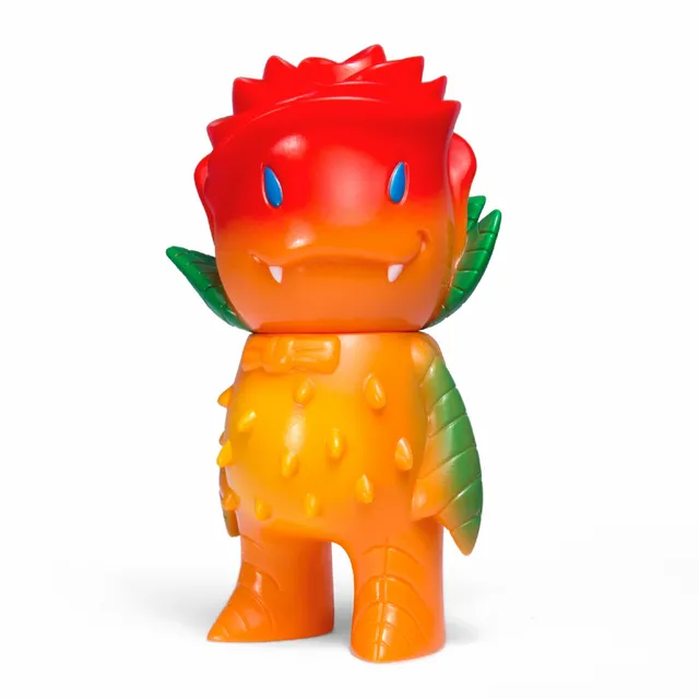 Super7 Japanese Vinyl Rose Vampire figurina vinil portocaliu translucid