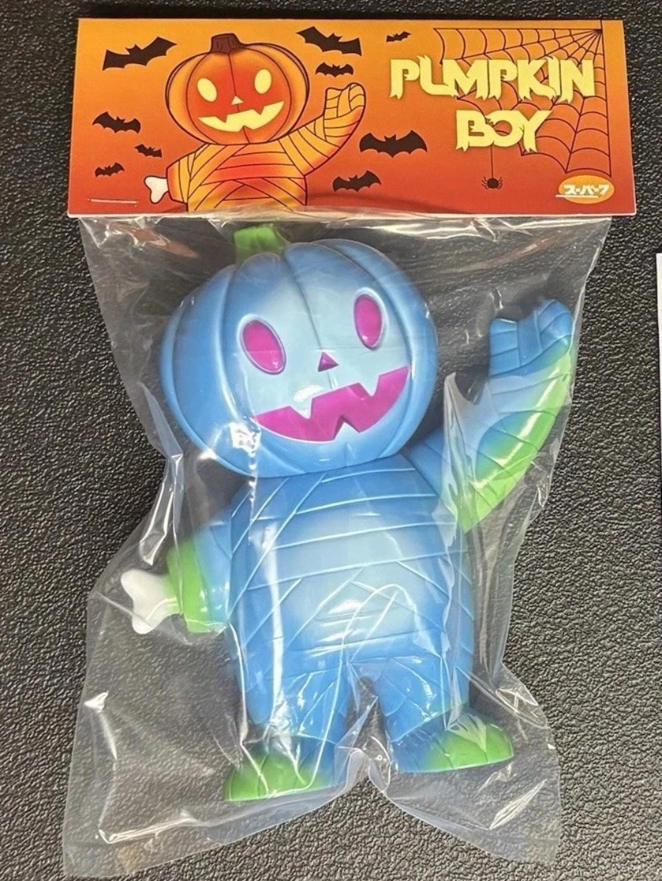 Super7 Vinyl Pumpkin Boy figurina Blue Boo 15 cm