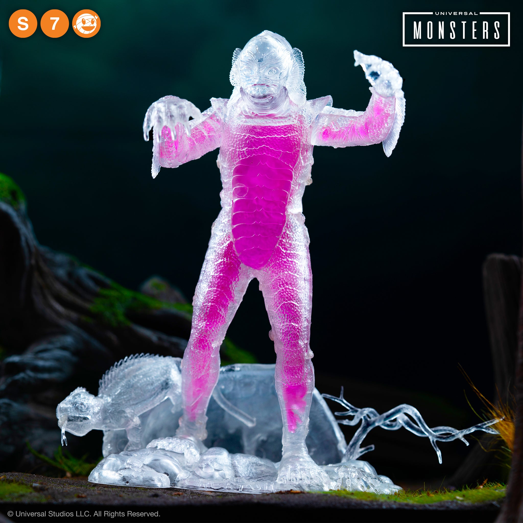 Super7 Universal Monsters Creature macheta transparenta 1:8