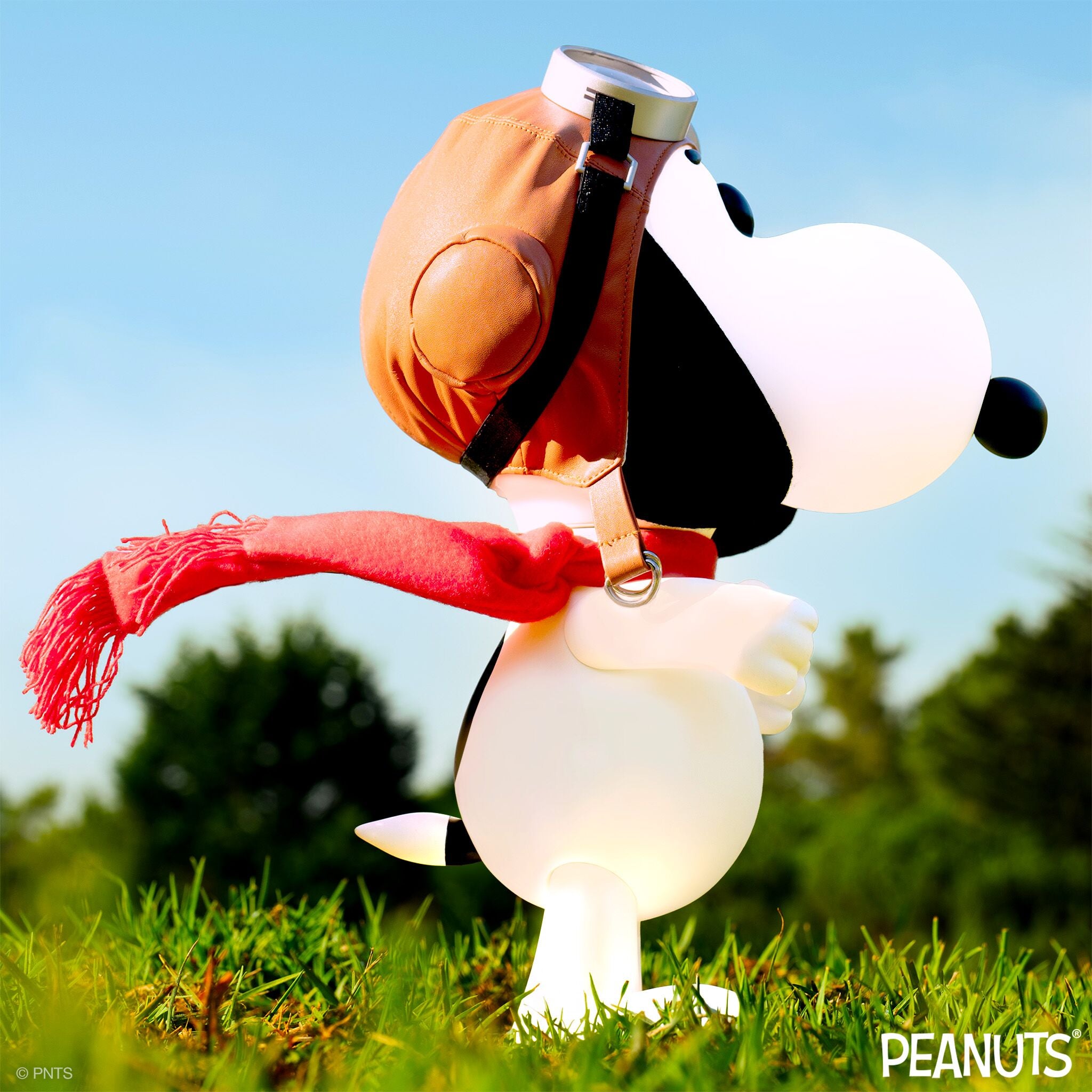Super7 SuperSize Snoopy Flying Ace figurina 30 cm Doghouse