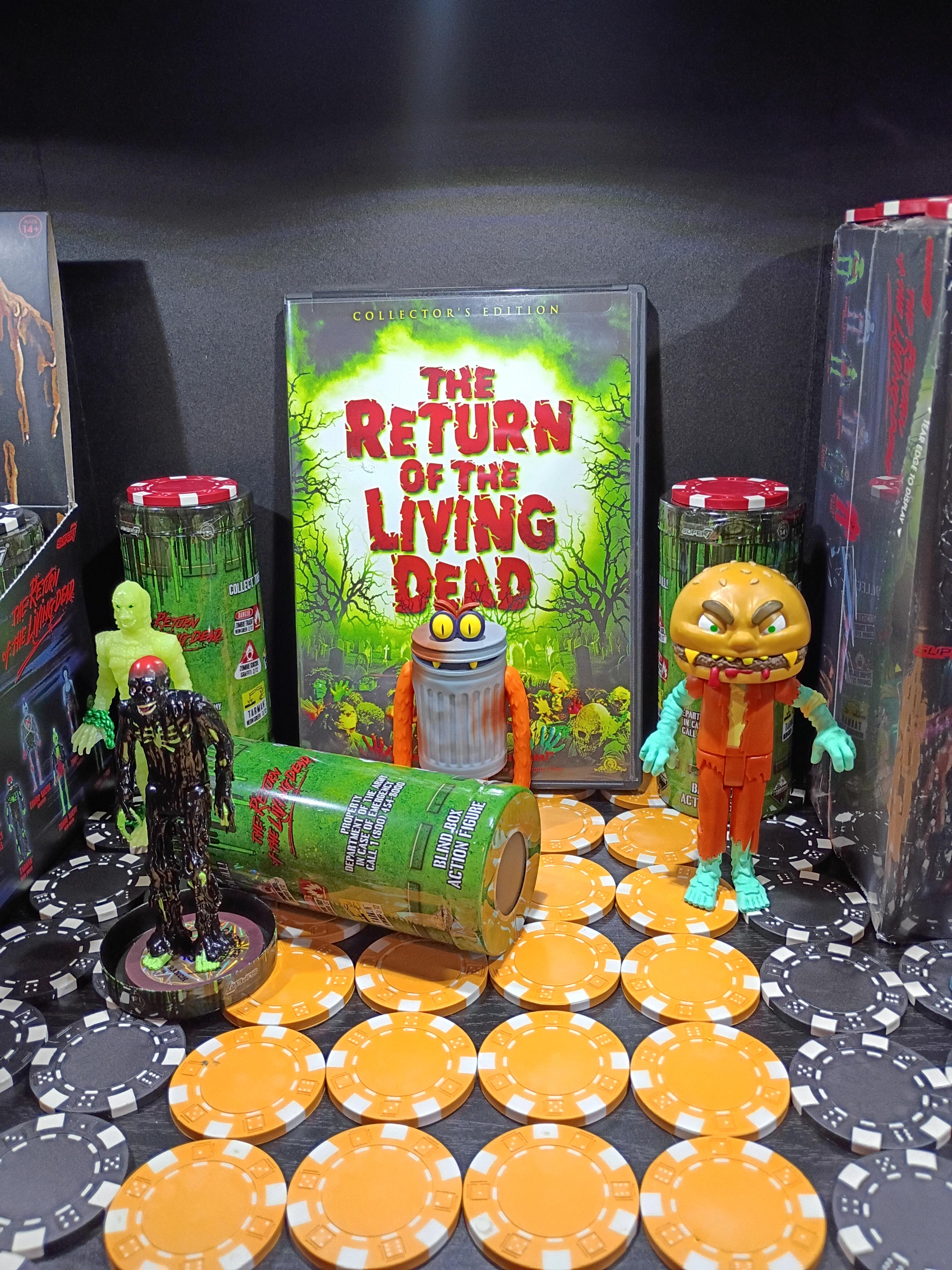 Super7 The Weirdest Zombeef figurina monstru 11 cm