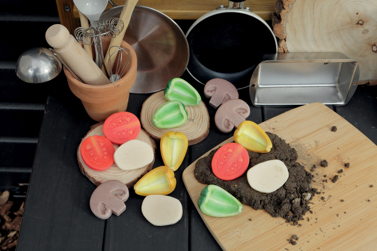Yellow Door Pizza Toppings pietre senzoriale 15 piese 2+ ani