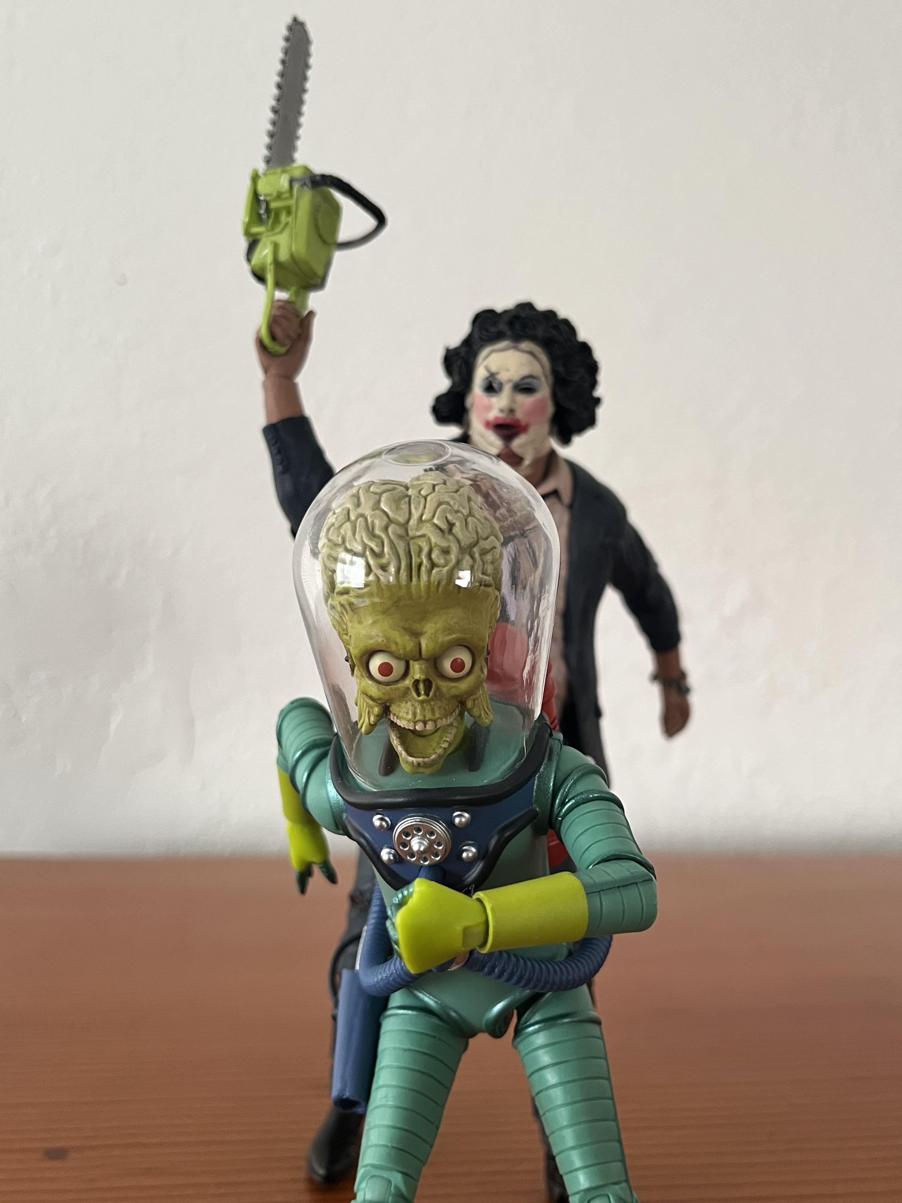 Super7 Mars Attacks Ultimates Wave 01 figurina Martian articulata