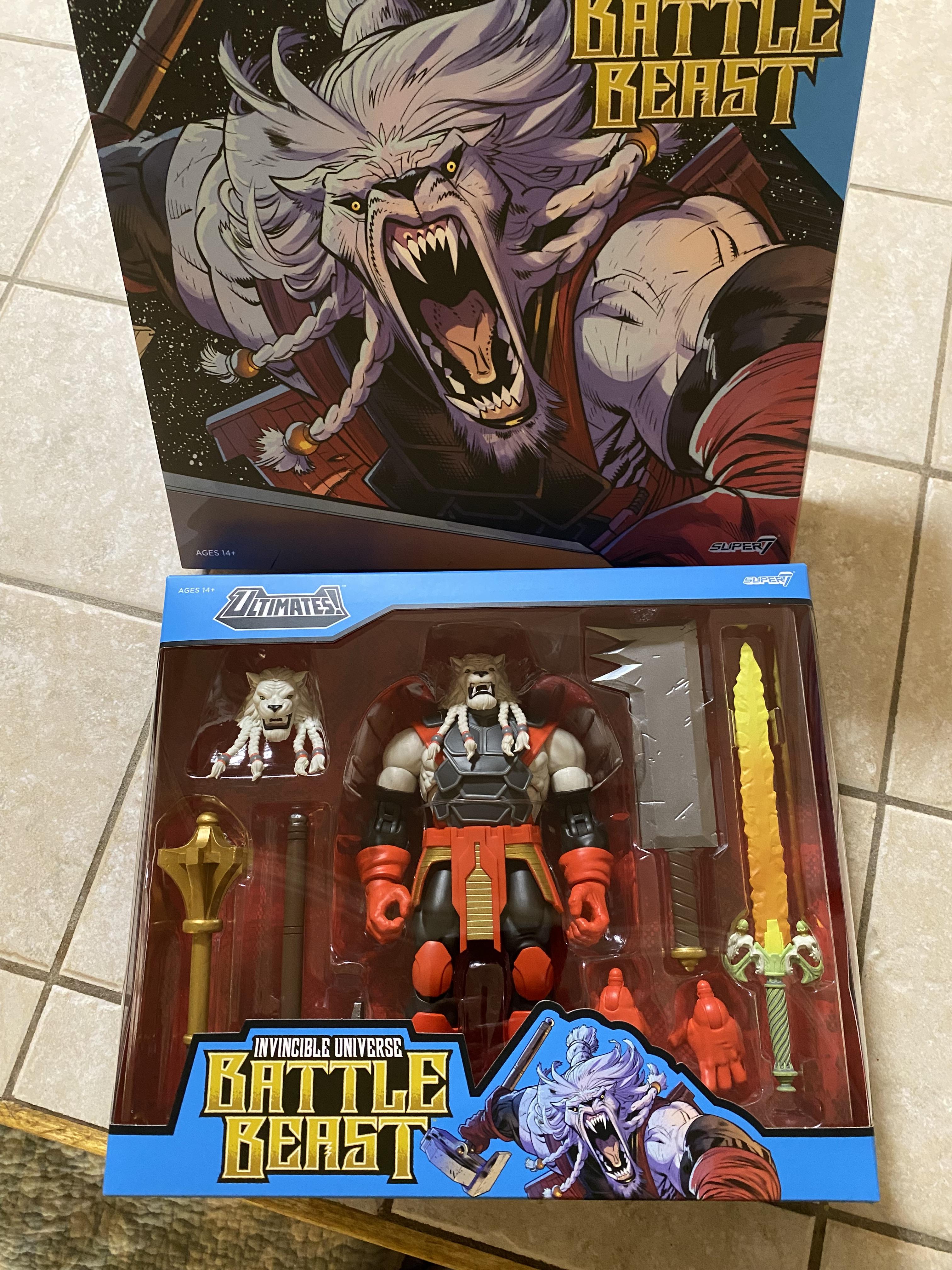Super7 Invincible ULTIMATES Battle Beast figurina articulata