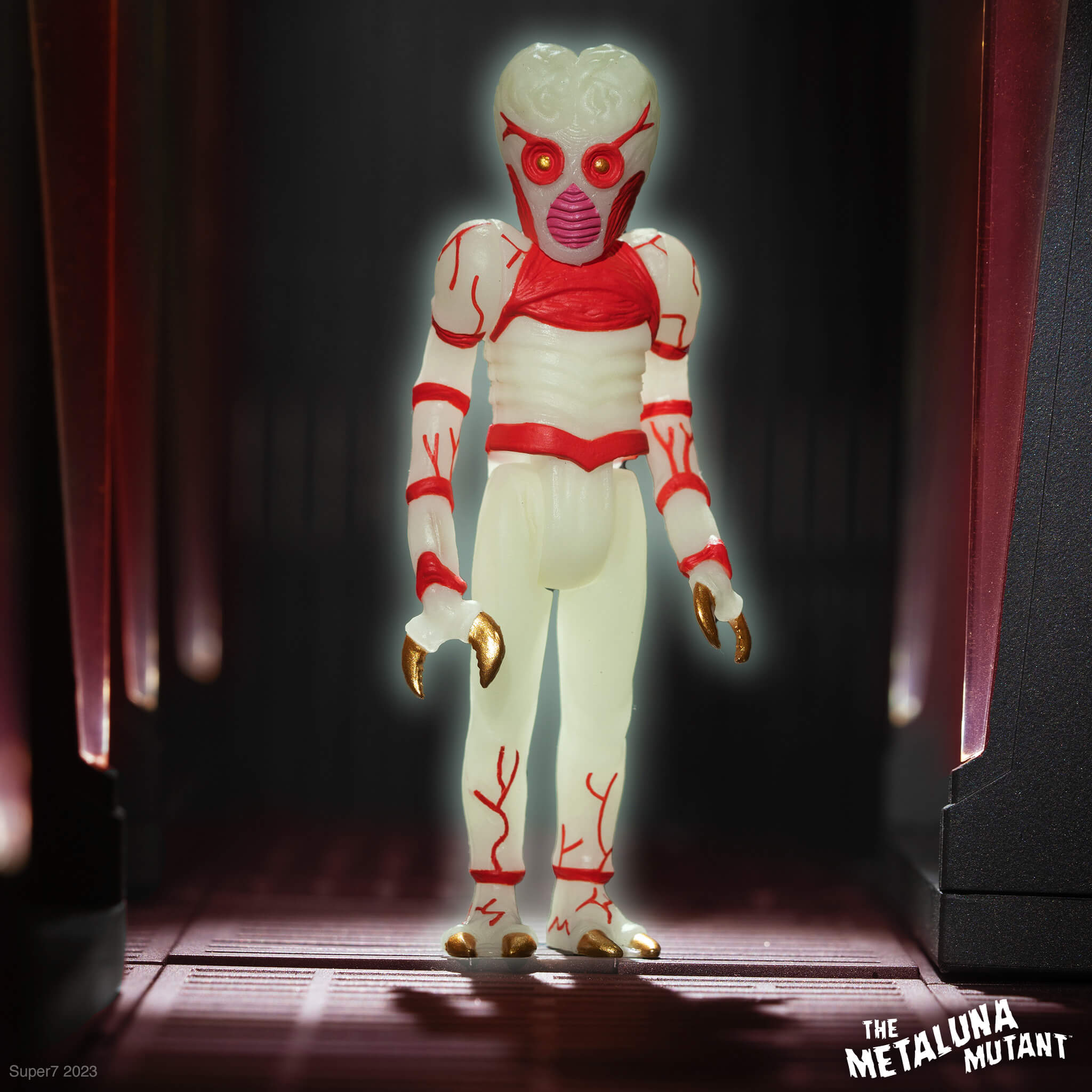 Super7 Metaluna Mutant ReAction figurina fosforescenta