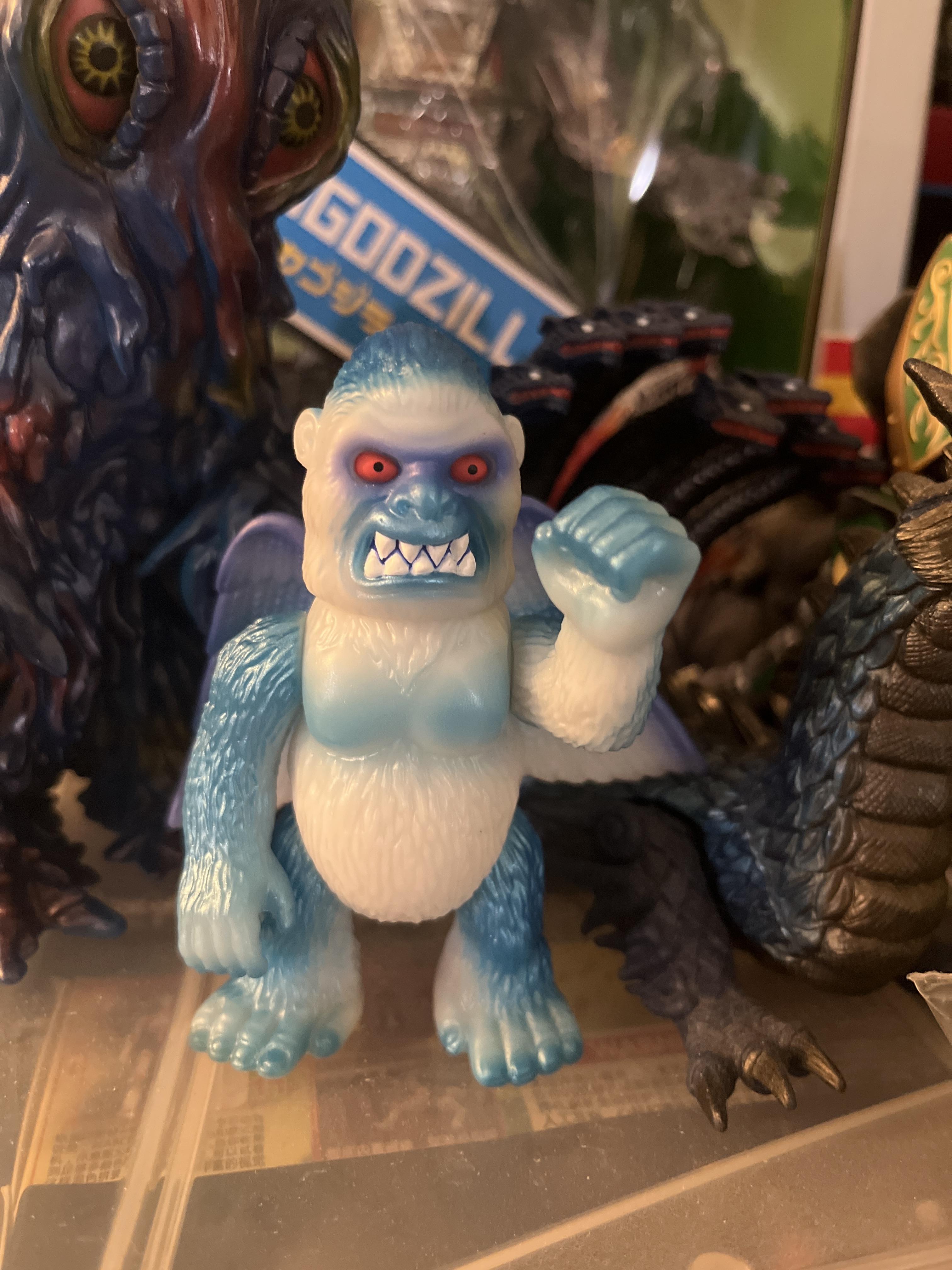 Super7 ReAction Wing Kong Monster Glow figurină fosforescentă