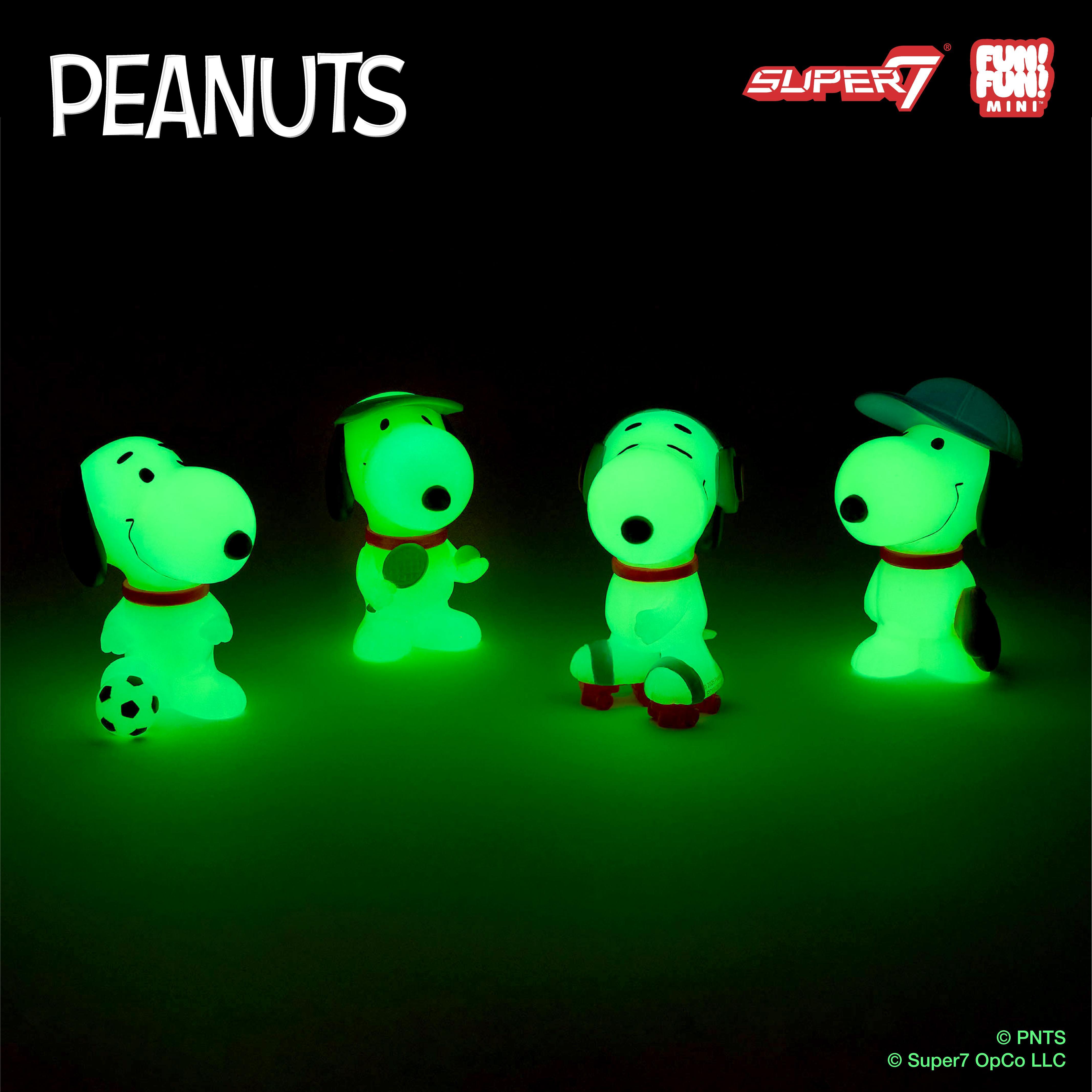 Super7 Peanuts Fun Fun Mini figurina Snoopy Athlete blind box