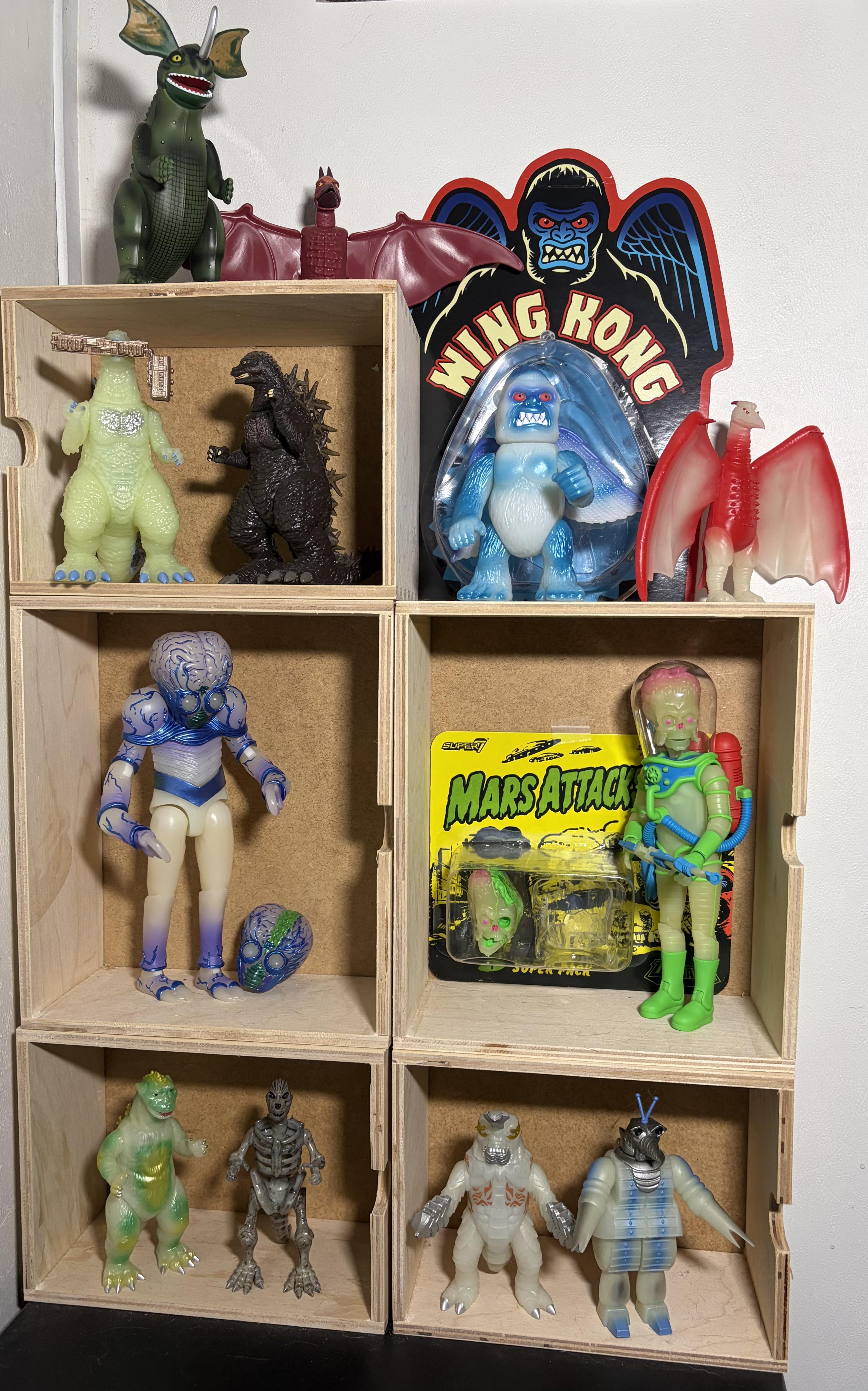 Super7 ReAction Wing Kong Monster Glow figurină fosforescentă