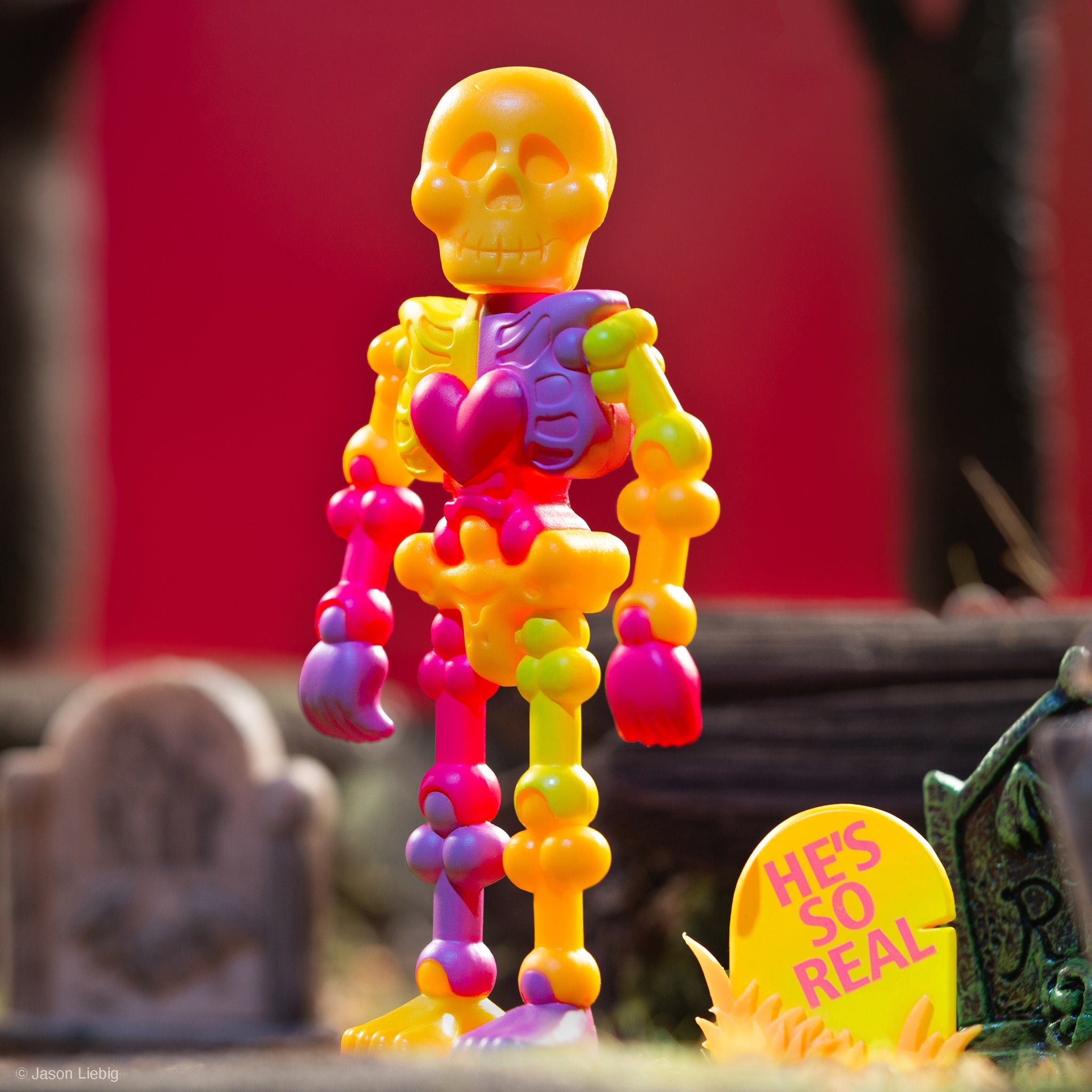 Super7 Mr. Bones Fluorescent figurina ReAction