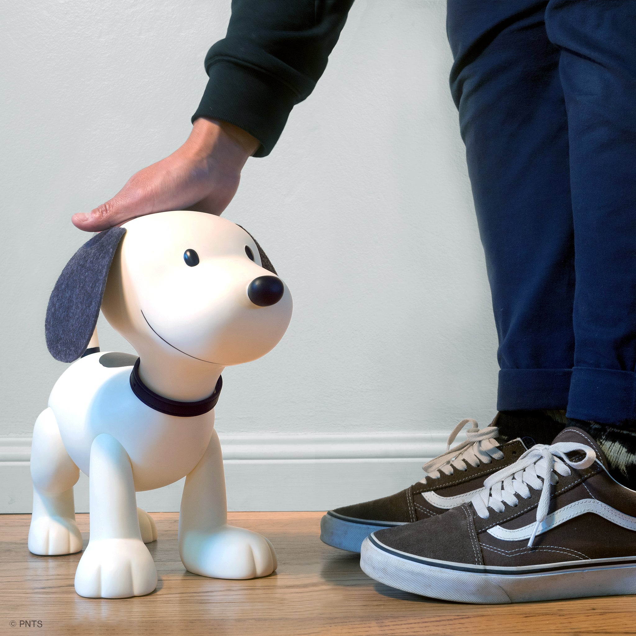 Super7 Peanuts Supersize Snoopy Charcoal figurina vinil 30cm