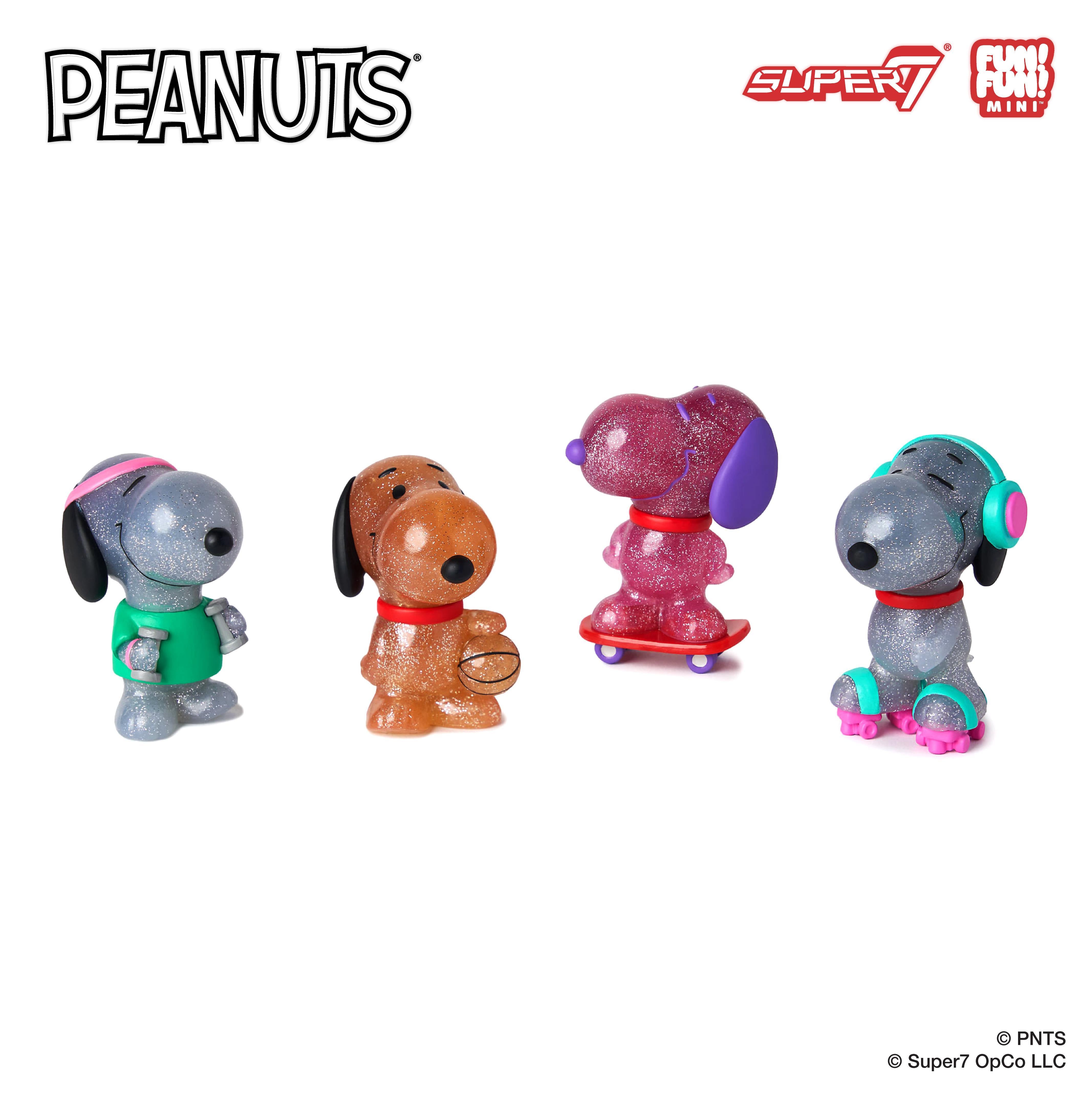 Super7 Peanuts Fun Fun Mini Athlete Snoopy blind box 9 buc
