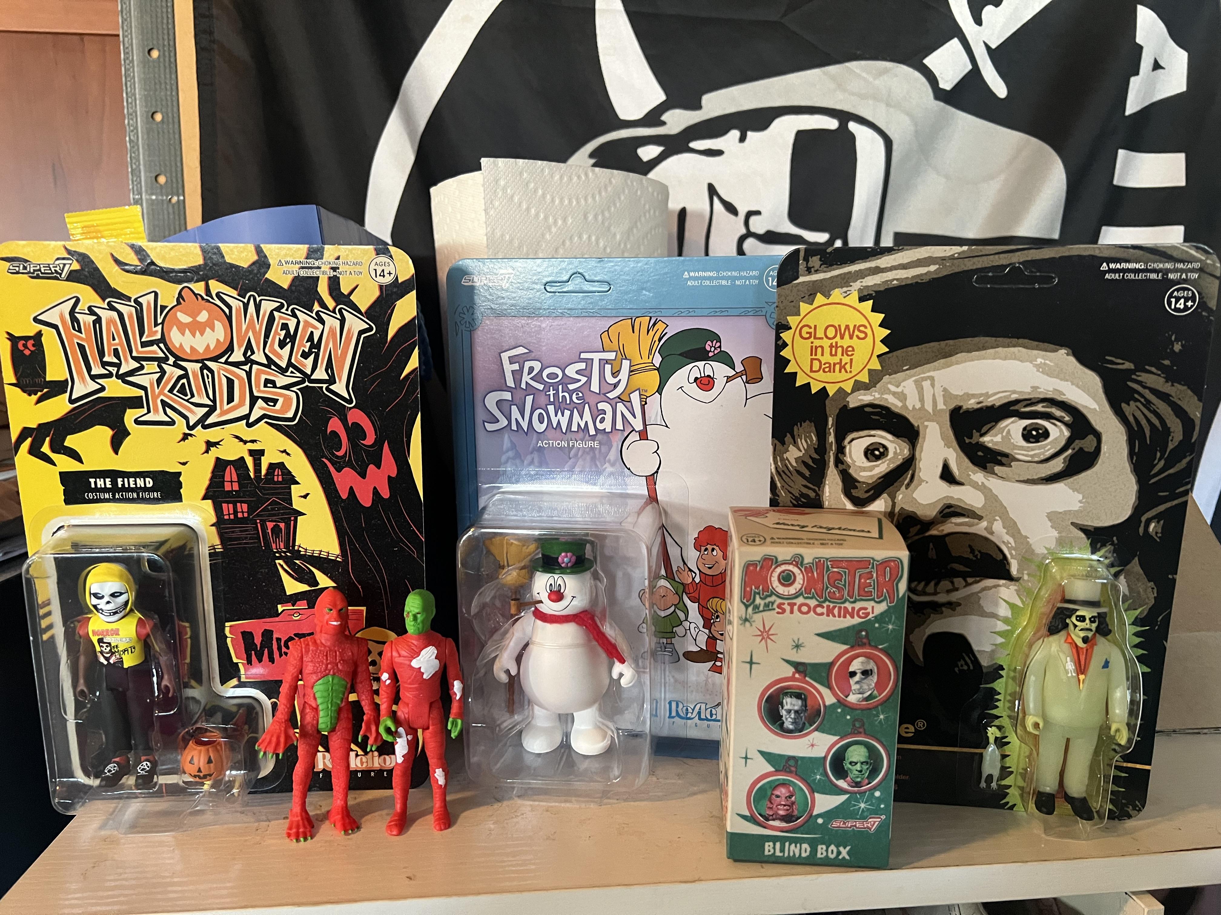 Super7 Svengoolie Monster Glow figurina fosforescenta