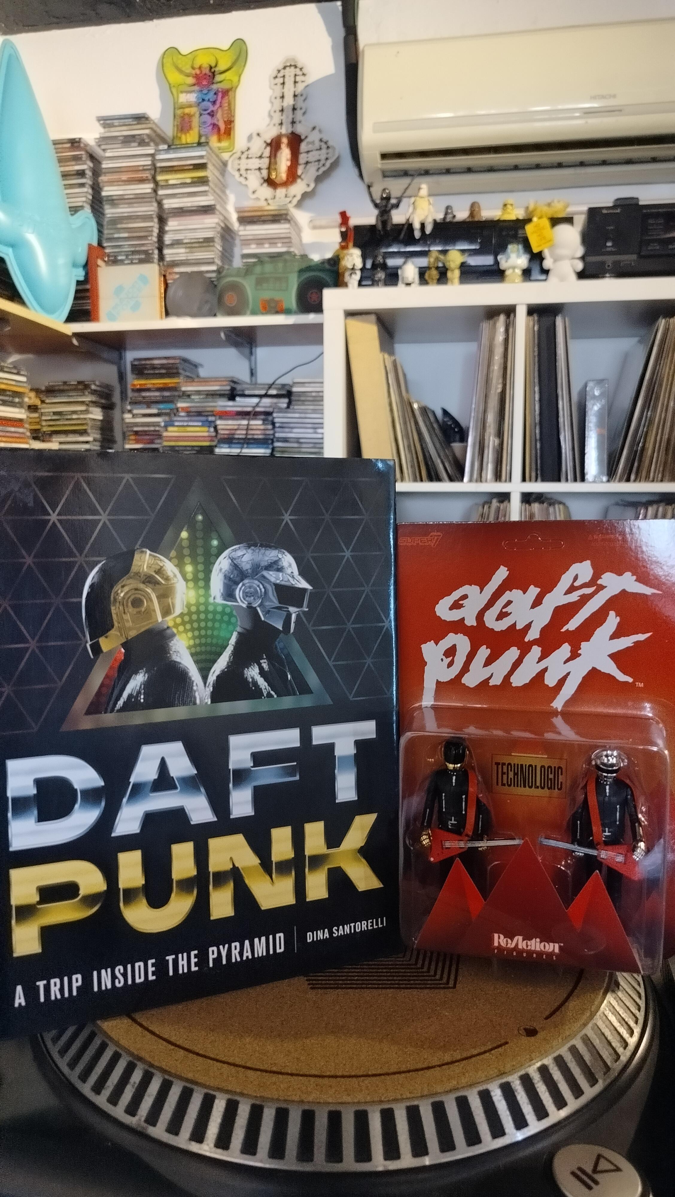 Super7 Daft Punk ReAction figurine Human After All 2-pack