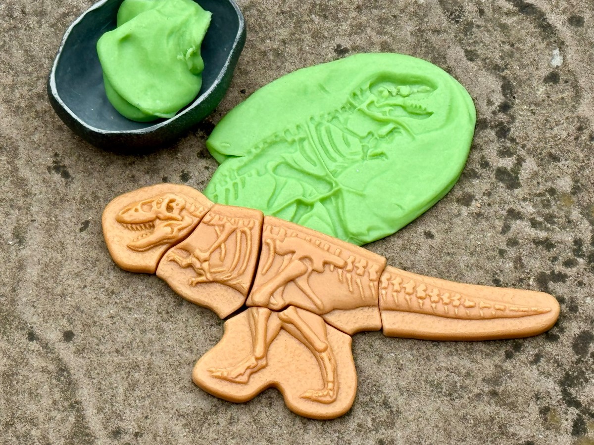 Yellow Door Dig Discover Ankylosaurus Rex schelete 2 dinozauri