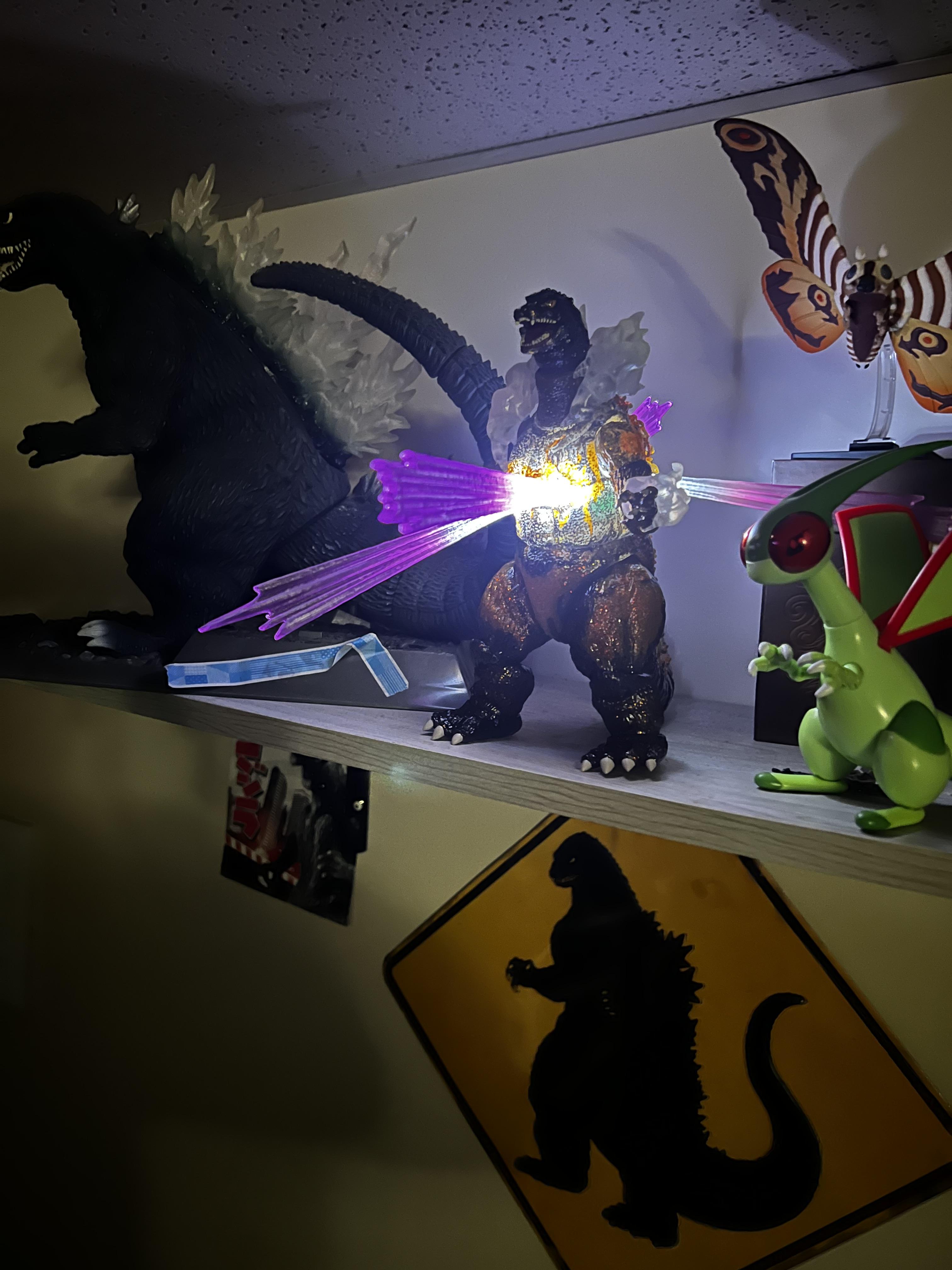 Super7 Toho Ultimates Final Battle Godzilla figurina LED 20 cm