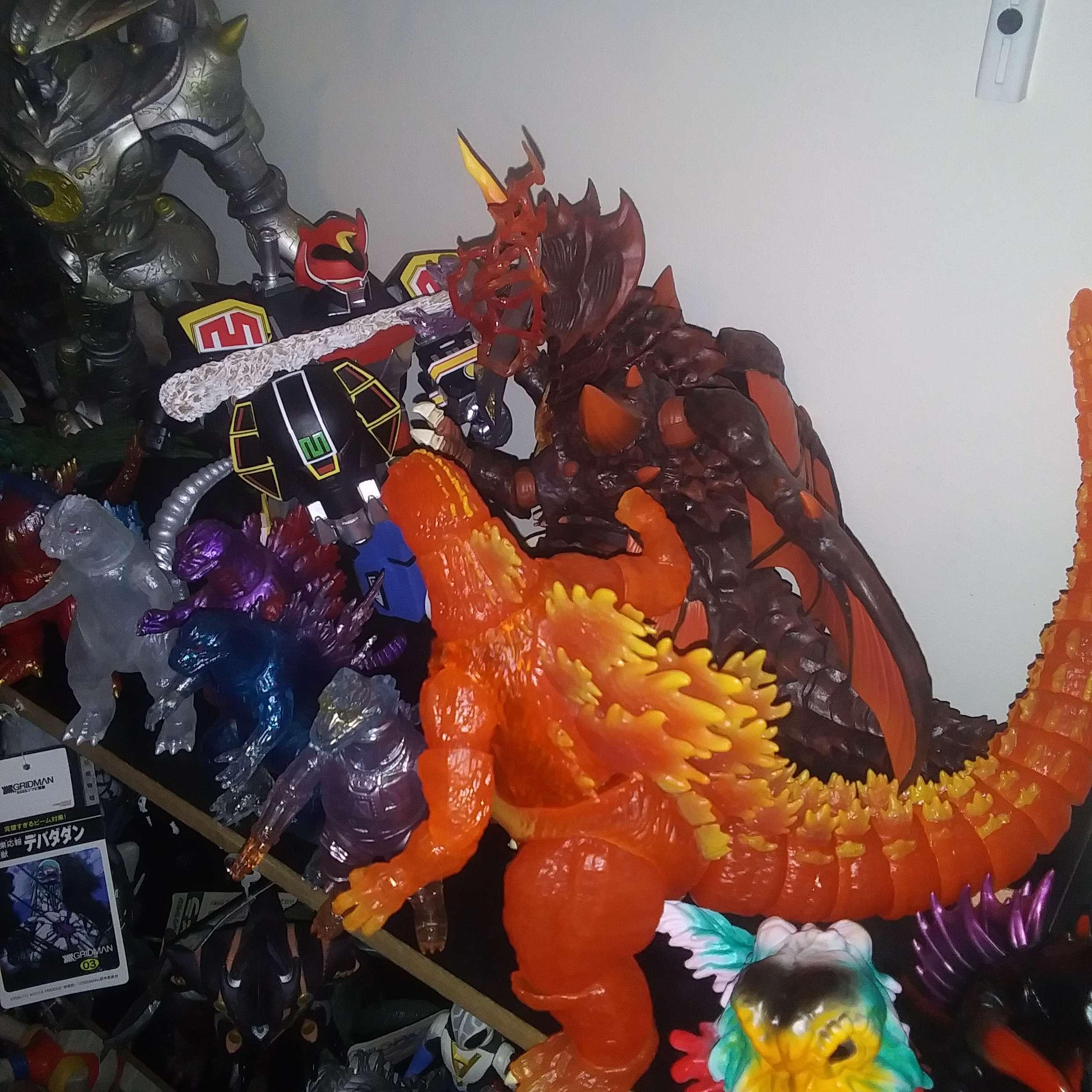 Toho ULTIMATES Blazing Godzilla 1200 figurina portocaliu 20 cm