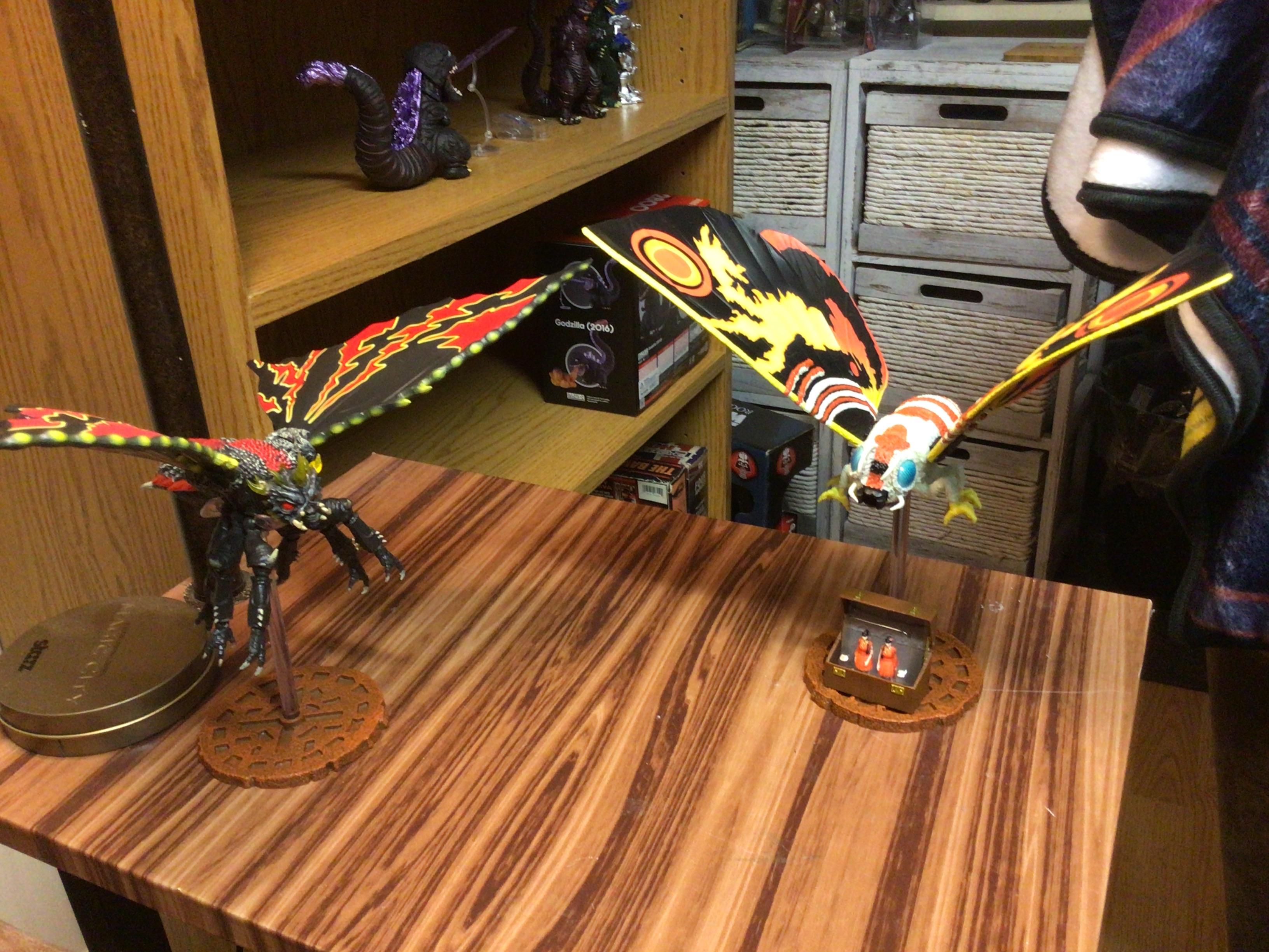 Super7 Toho Ultimates Mothra 1992 figurină Wave 5