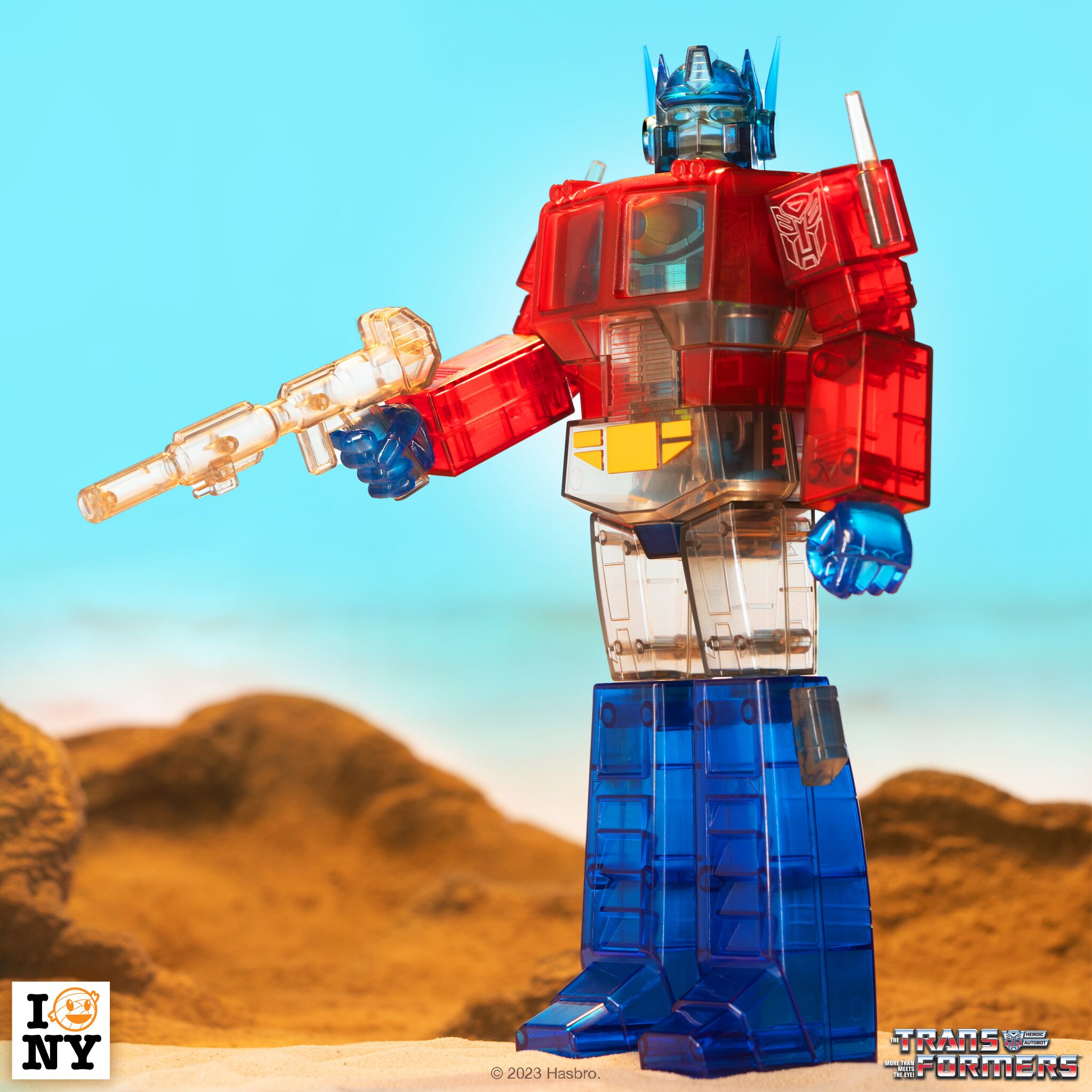 Super7 Super Cyborg Optimus Prime figurina rosu transparent