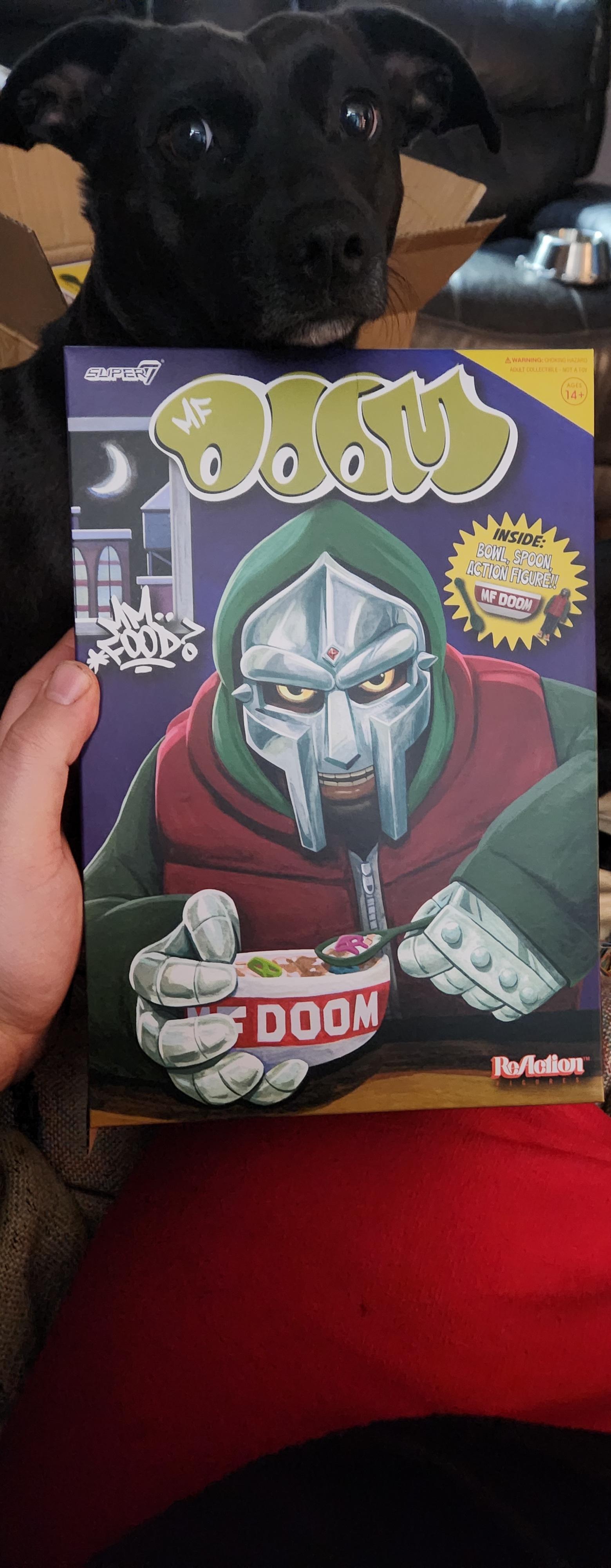 Super7 ReAction MF DOOM Mm Food figurina bol cereale