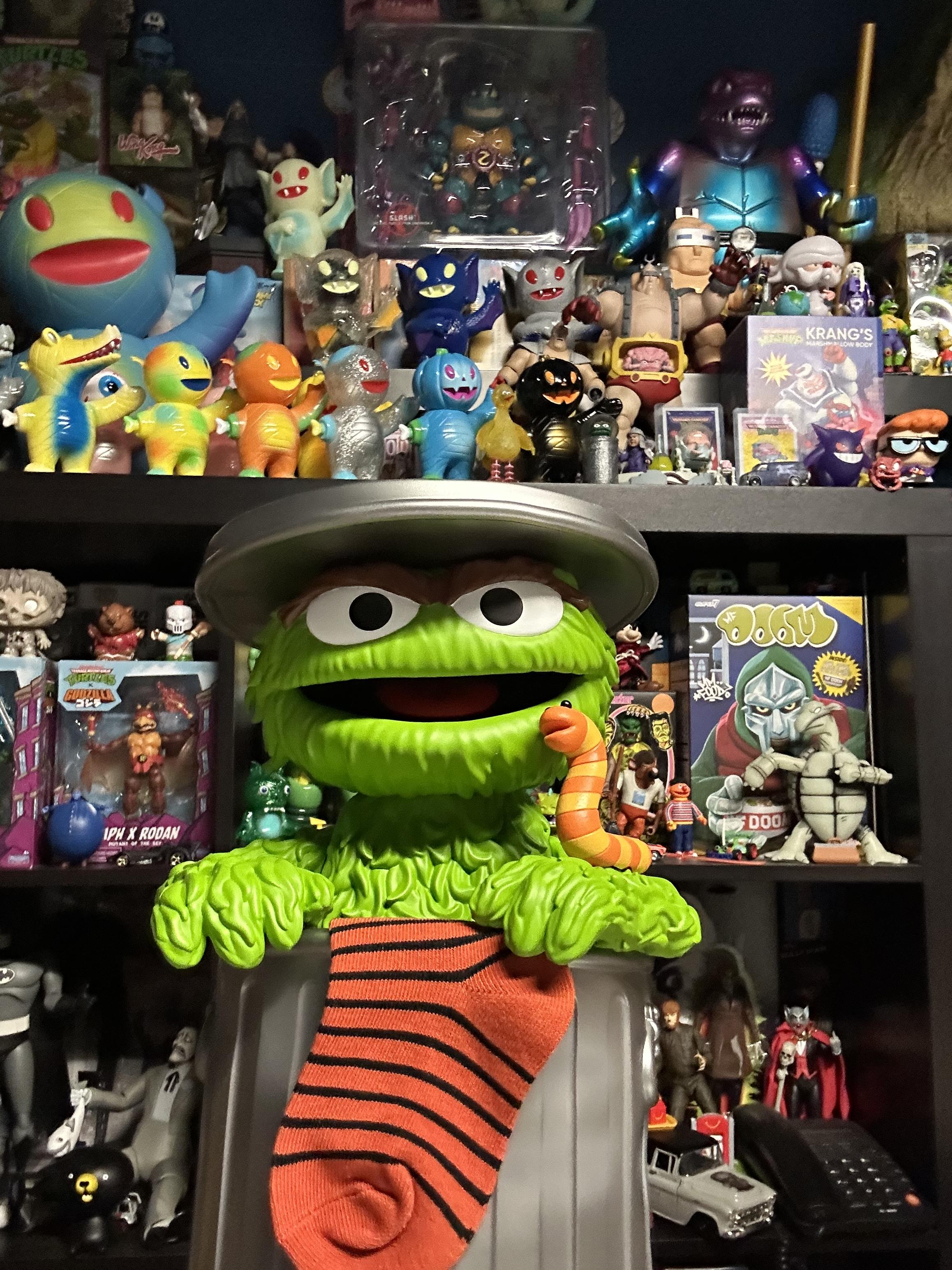 Super7 SuperSize Oscar The Grouch figurina vinil 40 cm