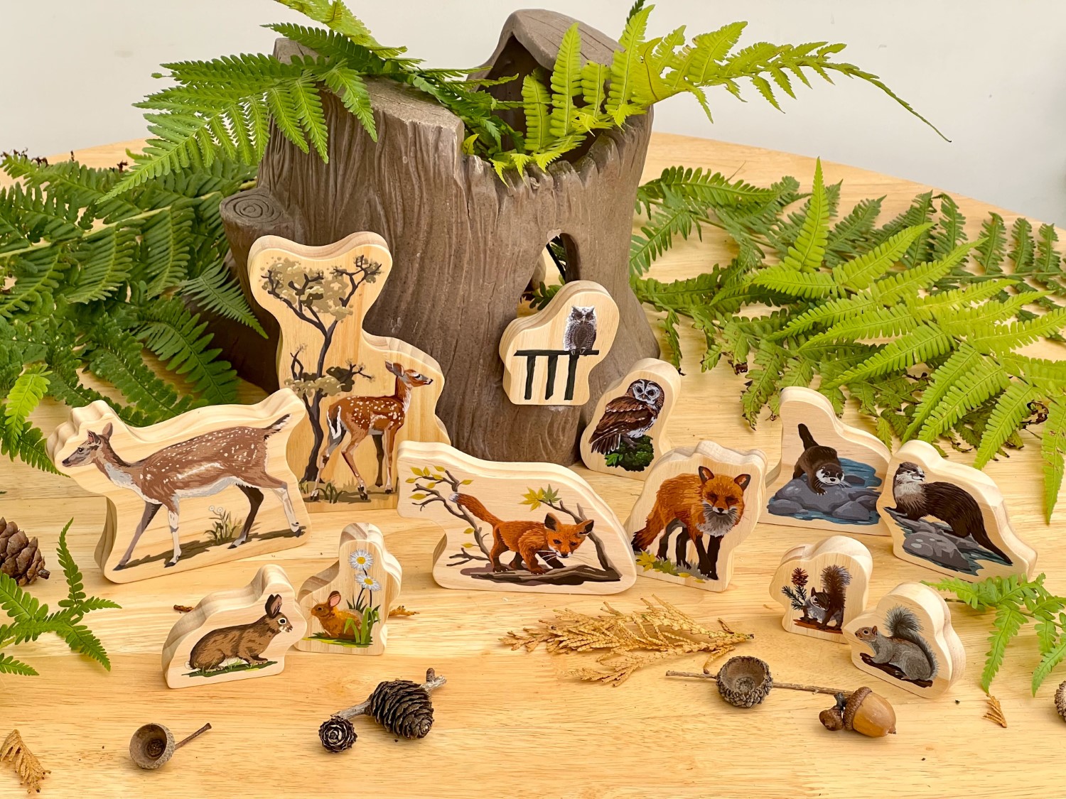 Yellow Door Woodland Animal Families animale lemn 12 piese