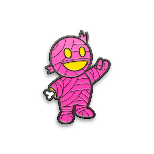 Super7 Mummy Boy Pink pin metalic roz emailat