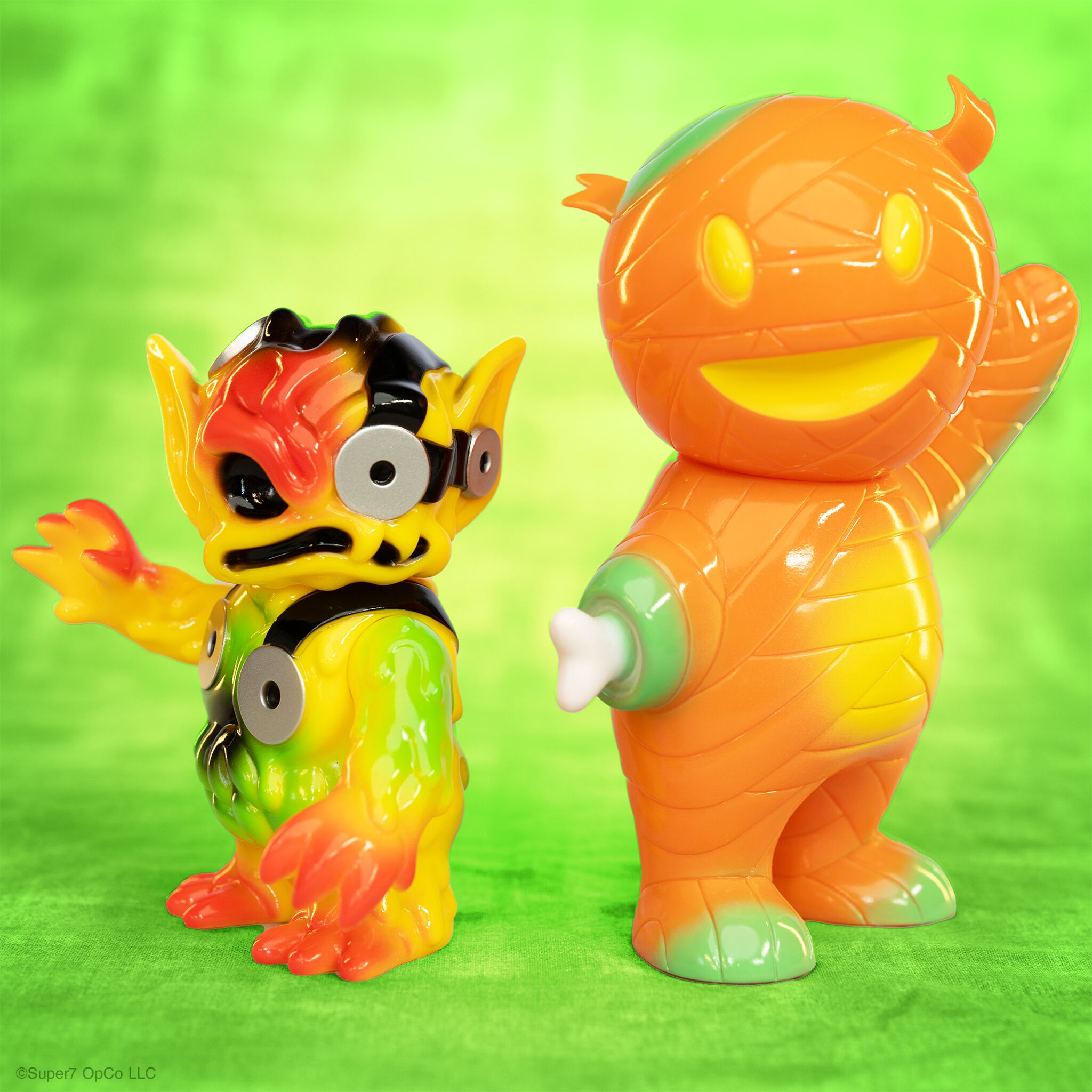 Super7 Mascots Mummy Boy Summer Sun figurina vinil portocalie