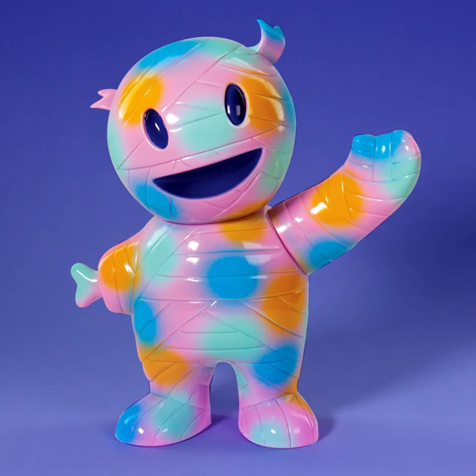 Super7 Vinyl figurina Mummy Boy Pink Spots 15 cm editie