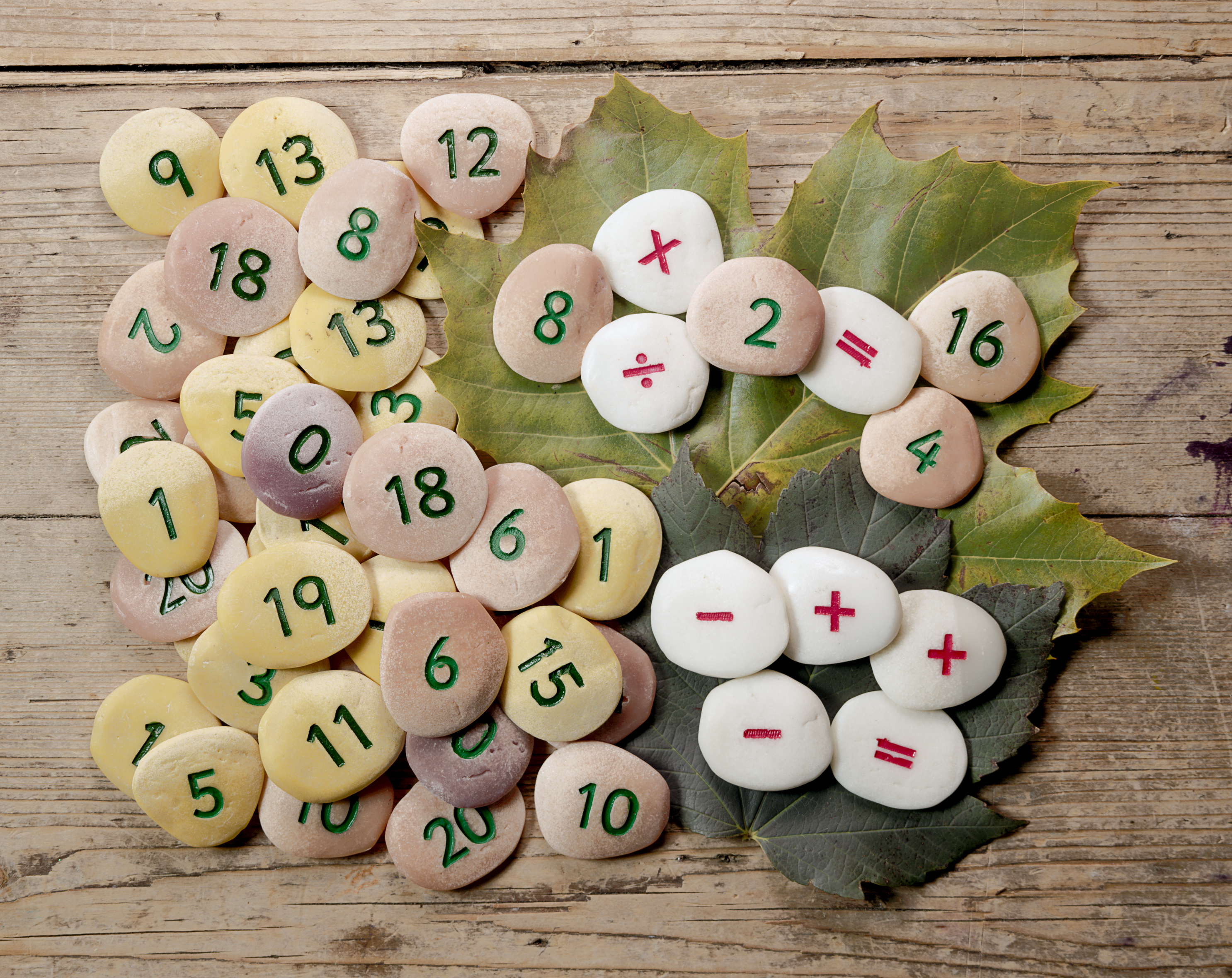 Yellow Door Number Pebbles pietricele cifre set adunare 0-20