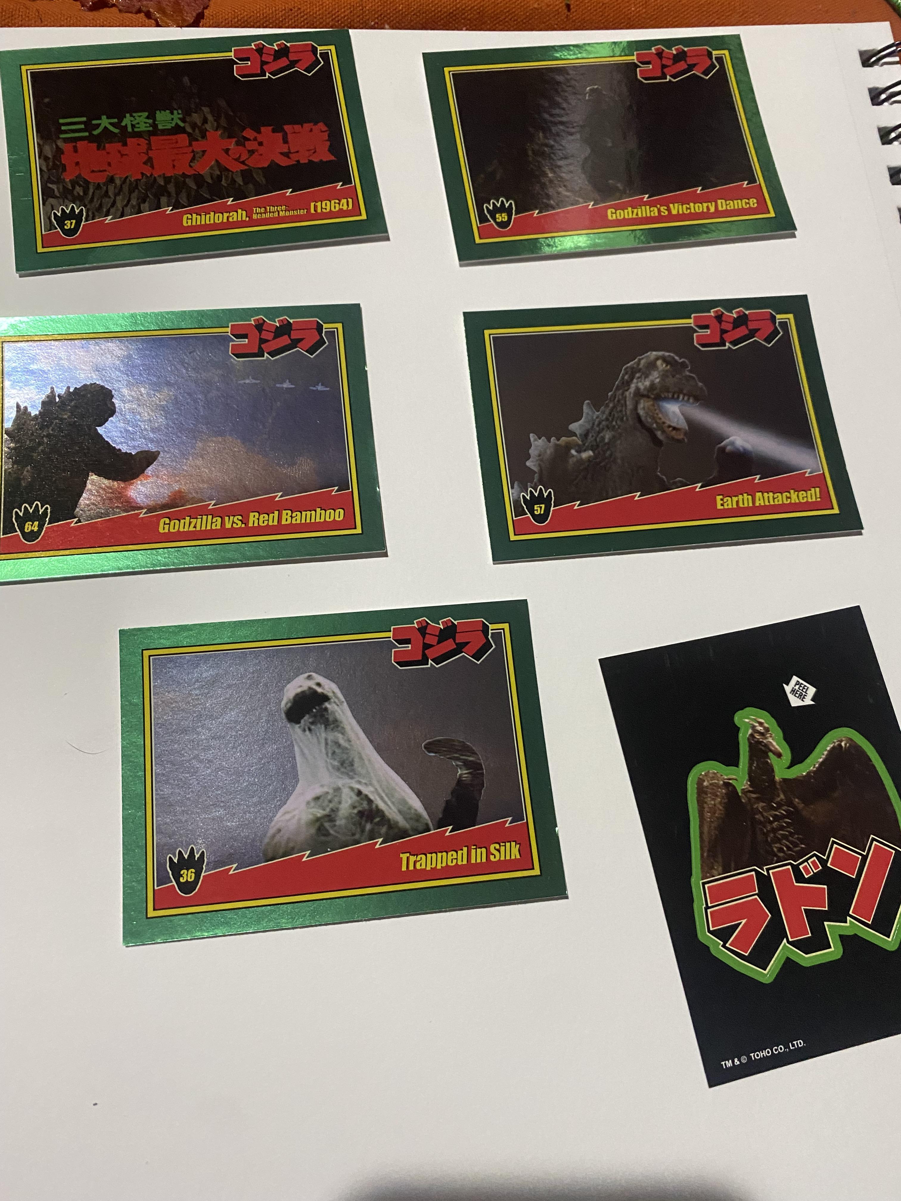 Super7 Toho Showa Series 1 pachet carduri foil 5+1