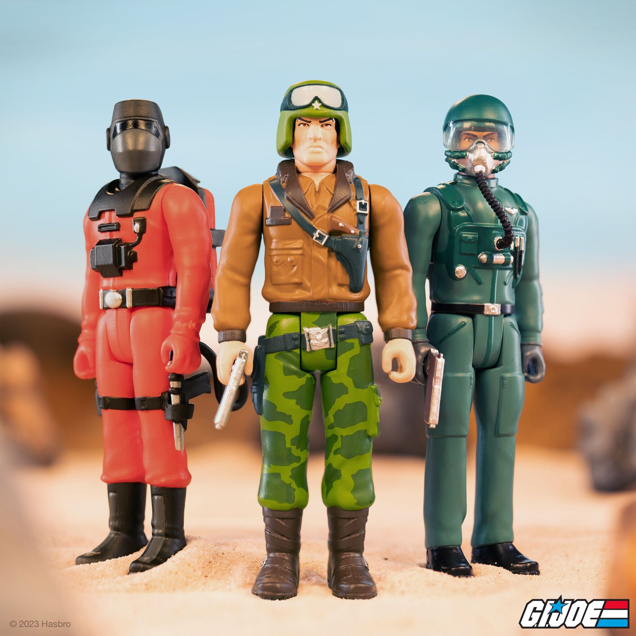 Super7 G.I. Joe ReAction General Hawk figurina 9.5 cm