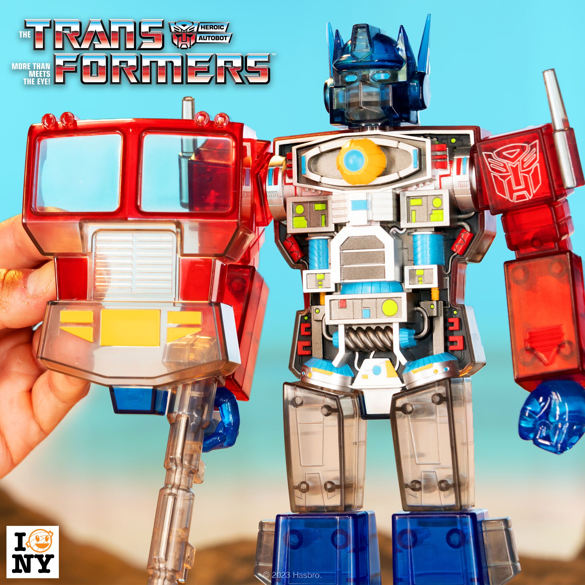 Super7 Super Cyborg Optimus Prime figurina rosu transparent