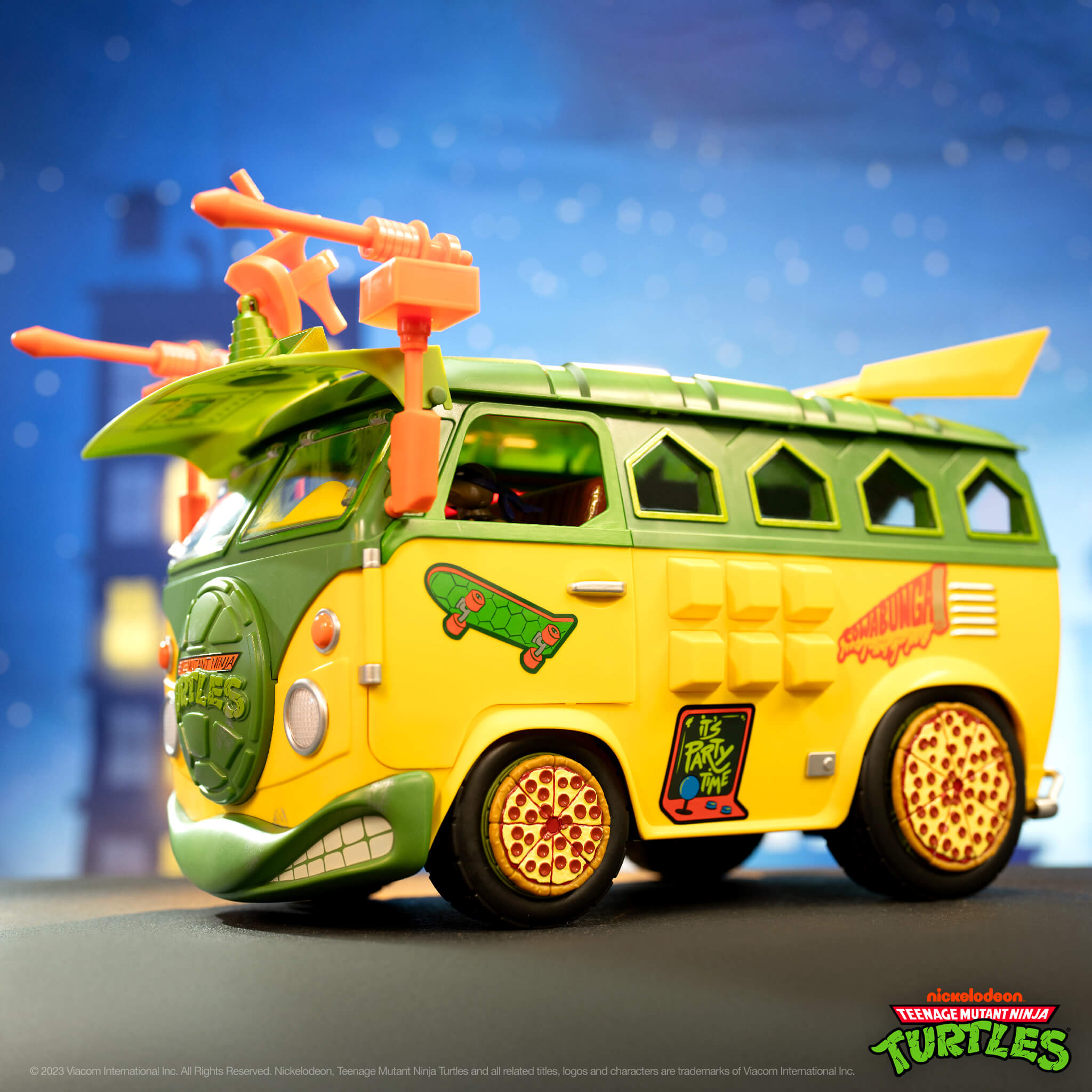 Super7 TMNT ULTIMATES Party Wagon masinuta 51 cm
