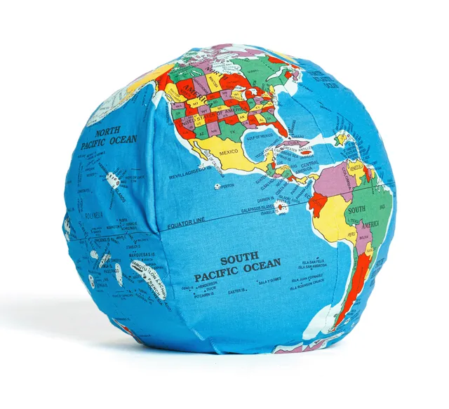 Hugg a Planet Pocket Earth glob moale cu buzunar 12 inch