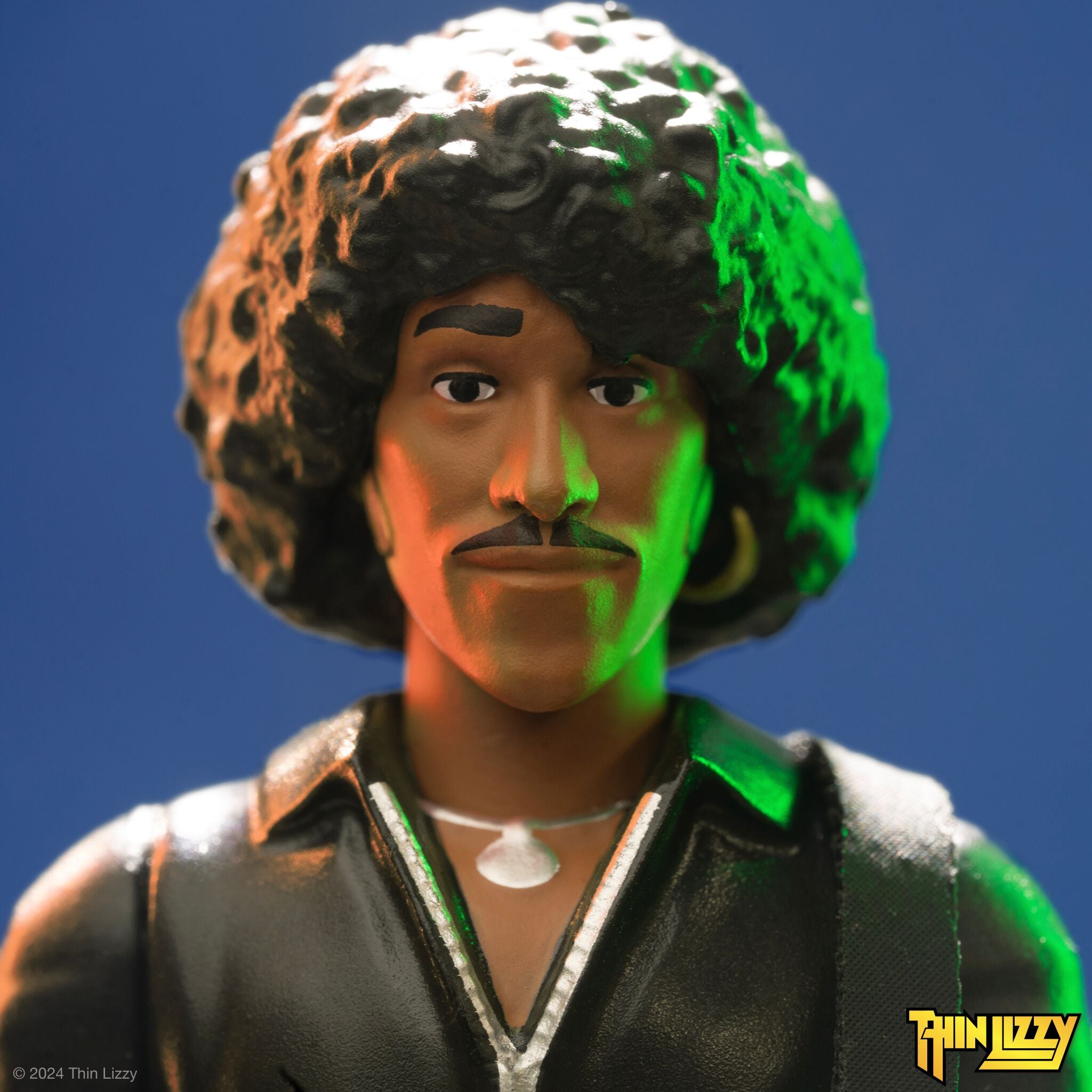 Super7 Thin Lizzy ReAction Phil Lynott figurina piele neagra cu bas
