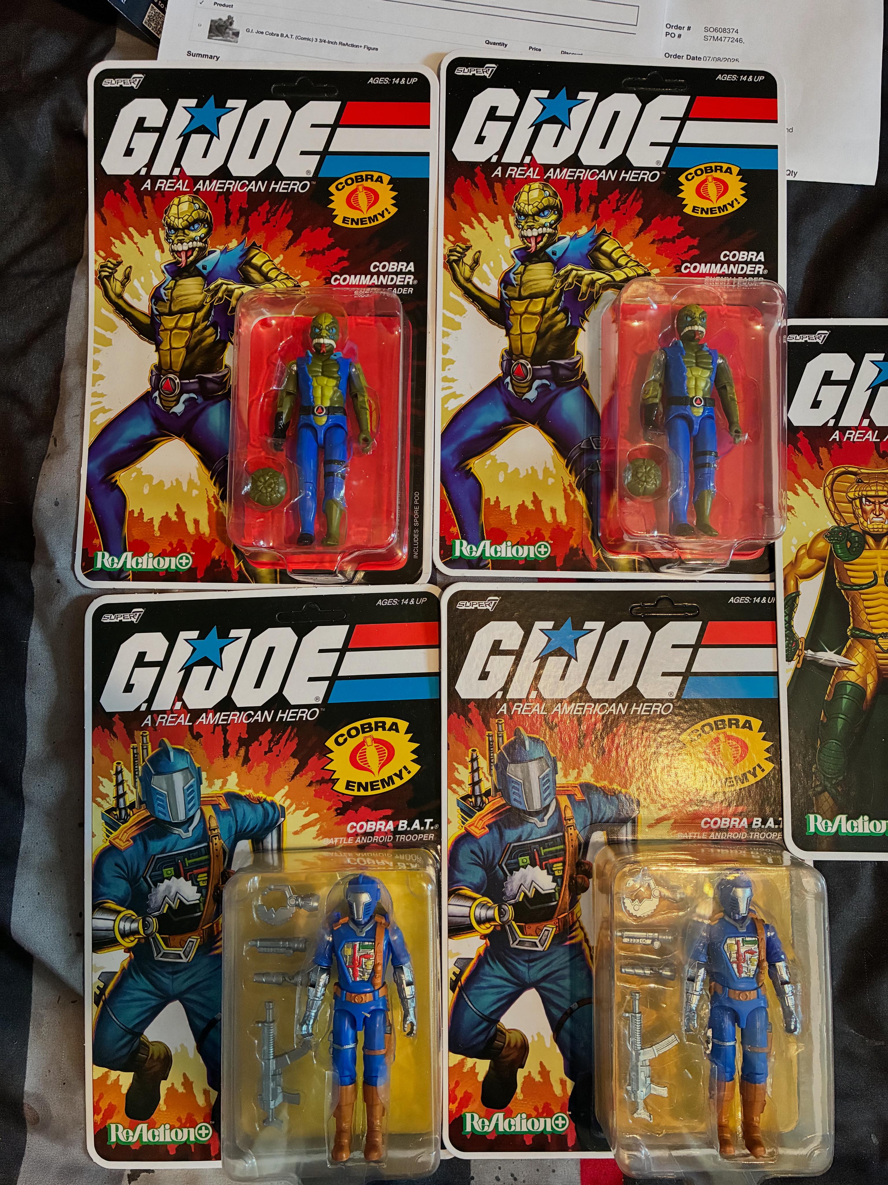 Super7 G.I. Joe Cobra Commander figurina Once a Man