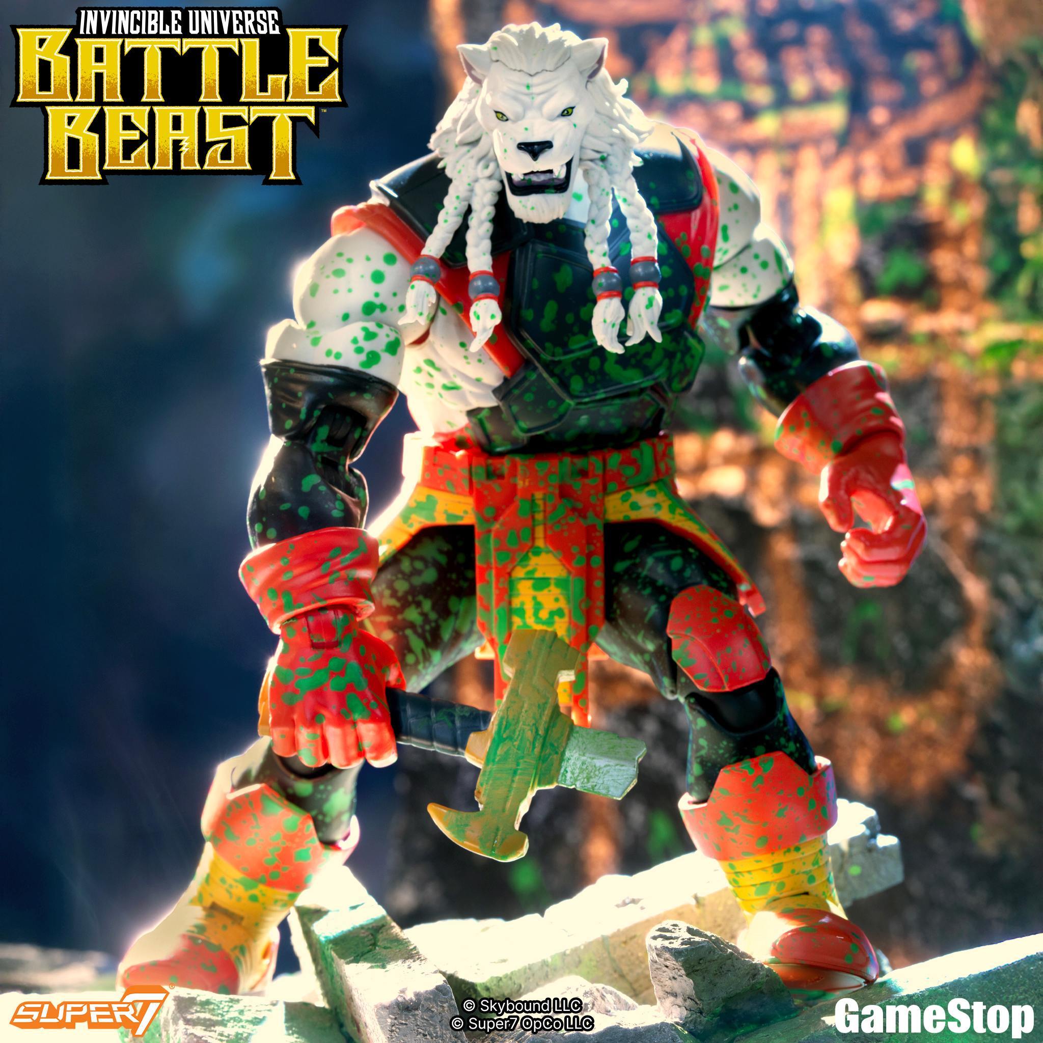 Super7 Invincible Battle Beast Deluxe figurina 18 cm