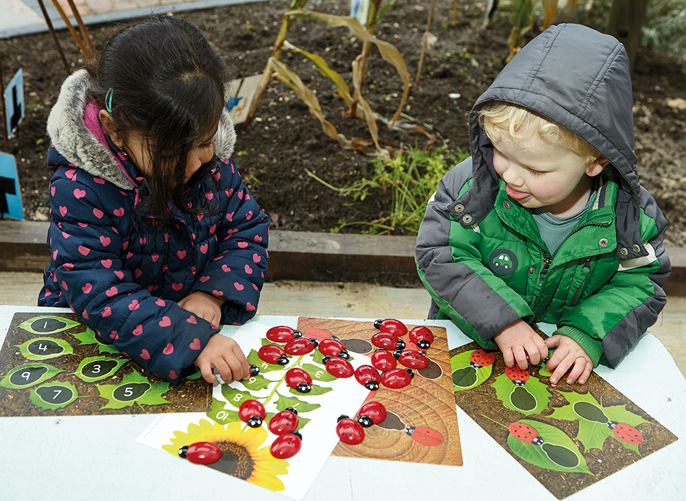 Yellow Door Ladybug Counting pack numărătoare 20 buburuze