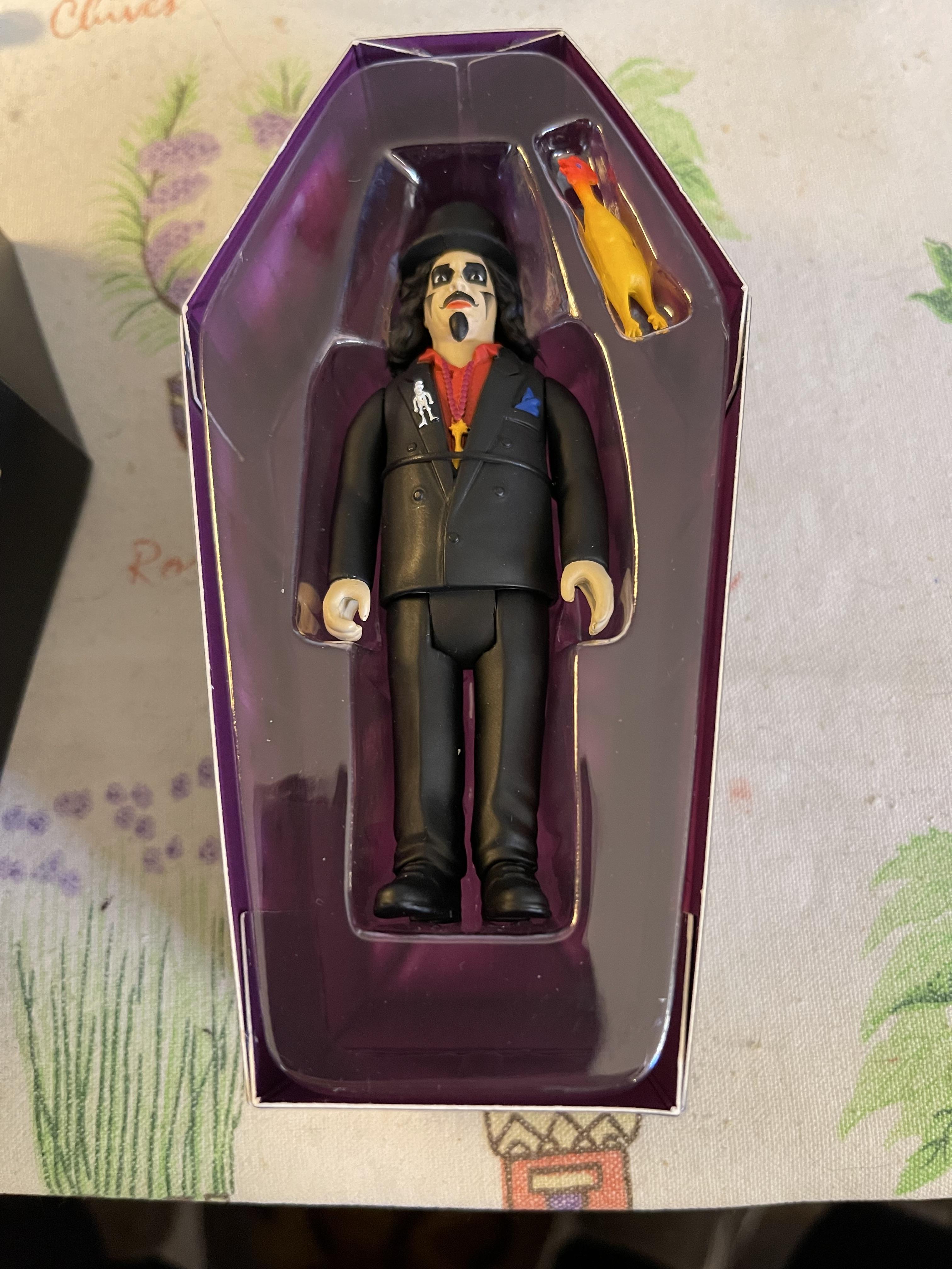 Super7 Svengoolie ReAction Coffin figurina 9,5 cm
