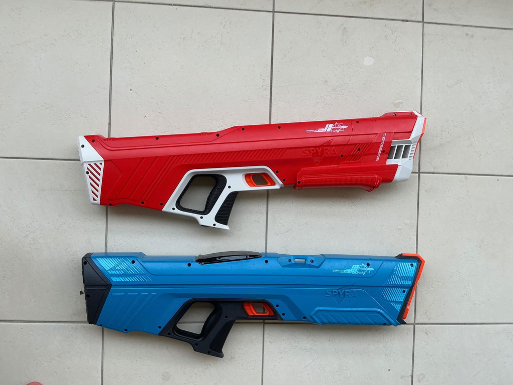 SpyraFour pistol apa electric albastru reincarcare rapida