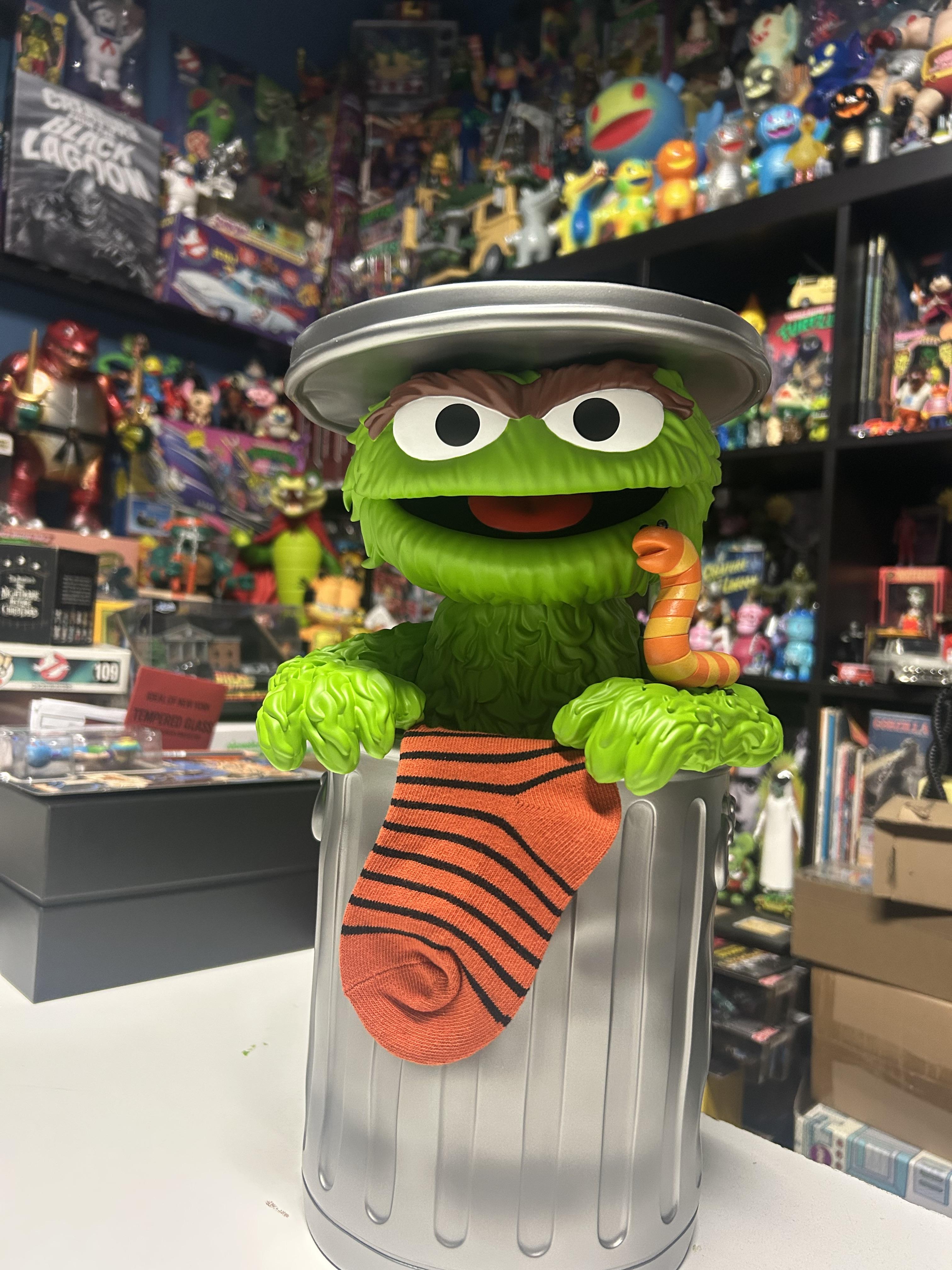 Super7 SuperSize Oscar The Grouch figurina vinil 40 cm