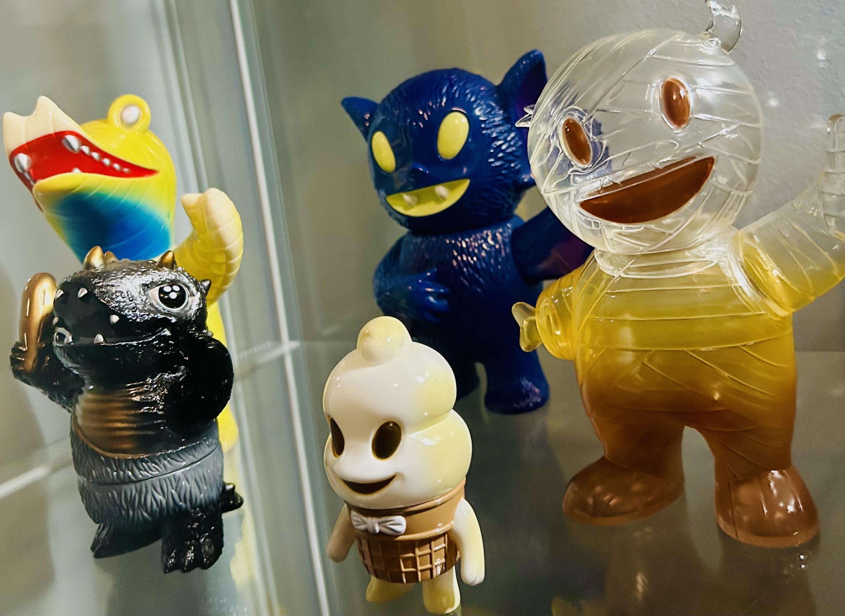 Super7 Kandy Kaiju Carlton Smores figurina vinil 3 inch editie limitata
