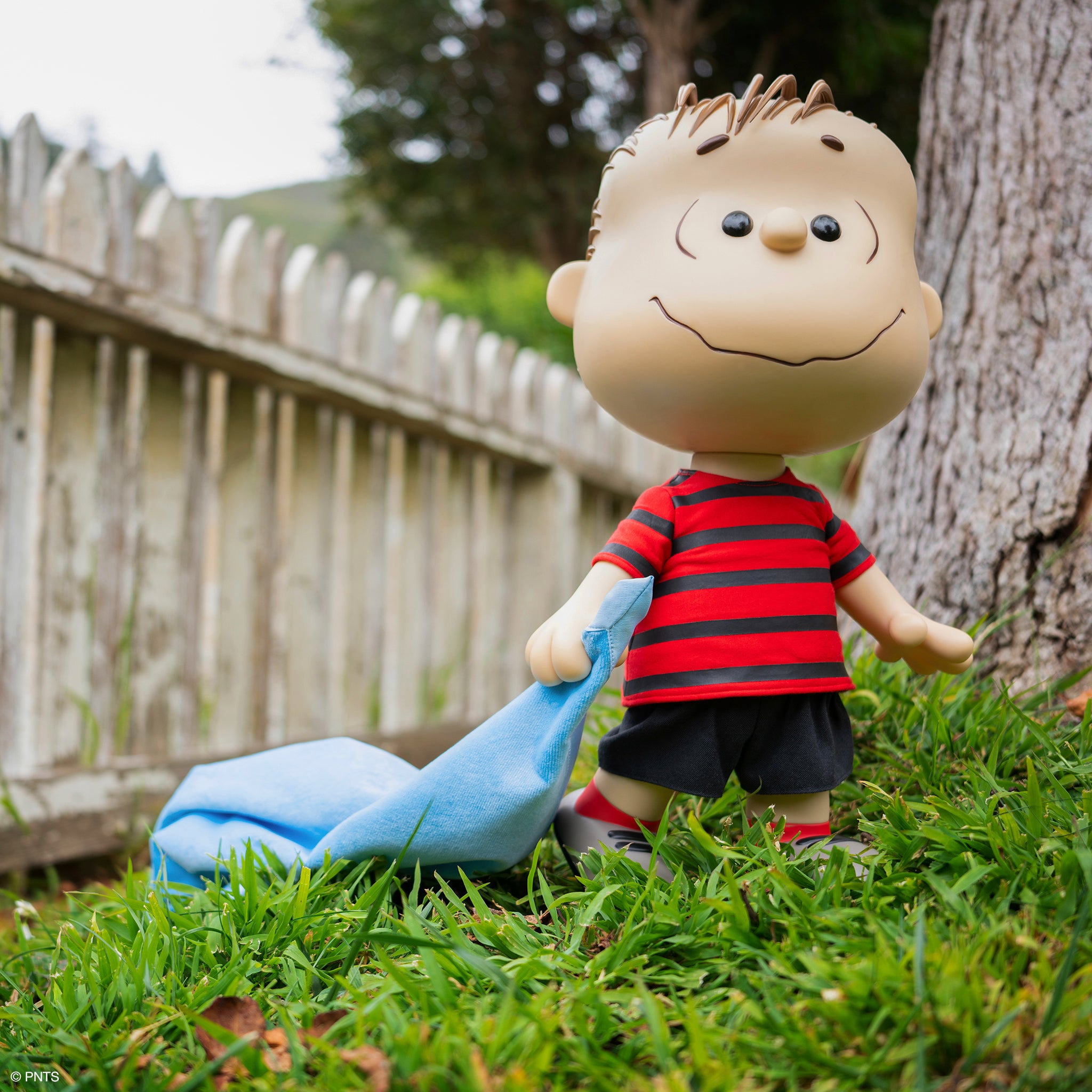 Super7 Peanuts Supersize Linus Blanket figurina 40cm