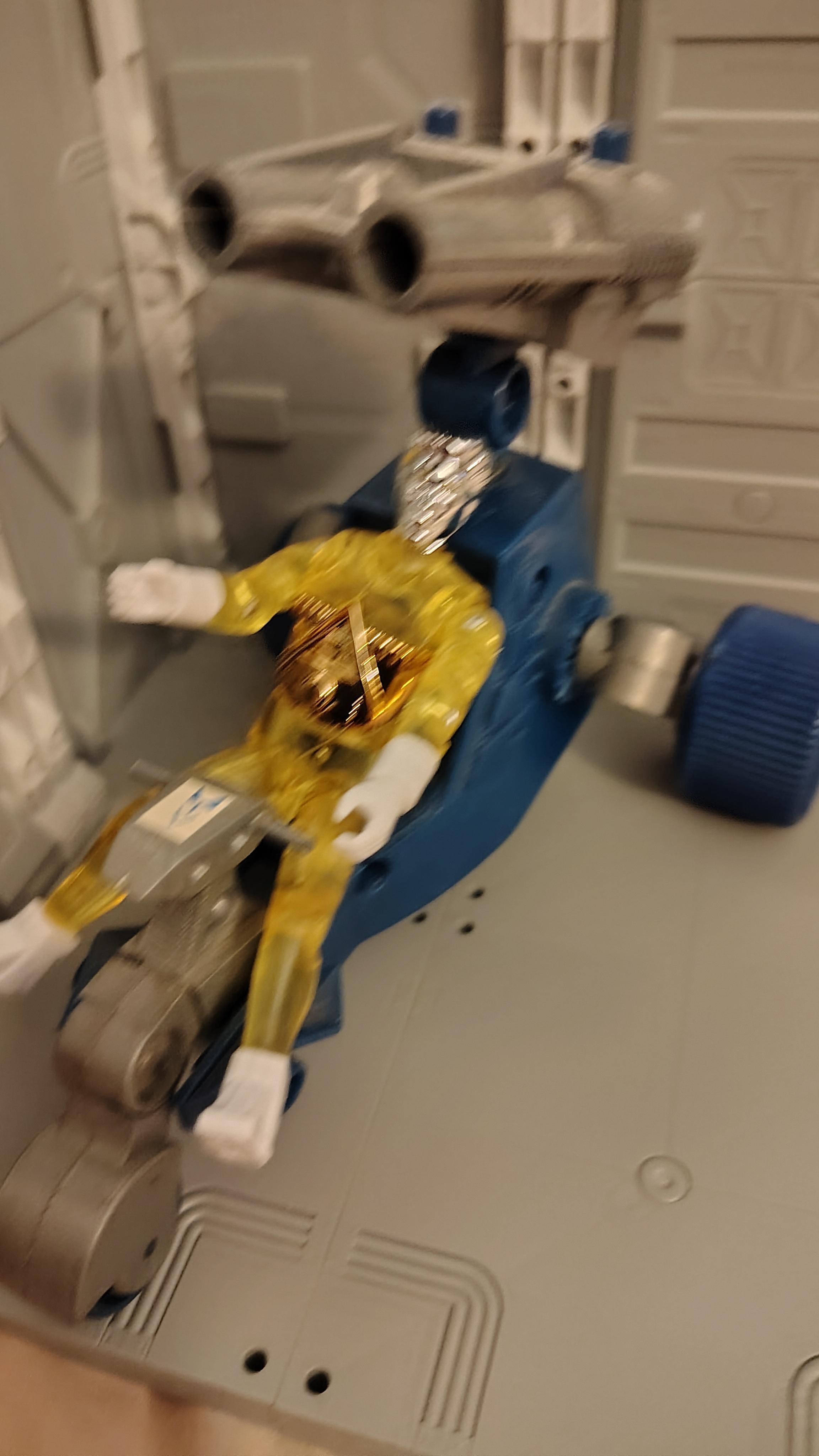 Super7 Micronauts ReAction+ Wave 03 Emperor set 3 figurine translucid