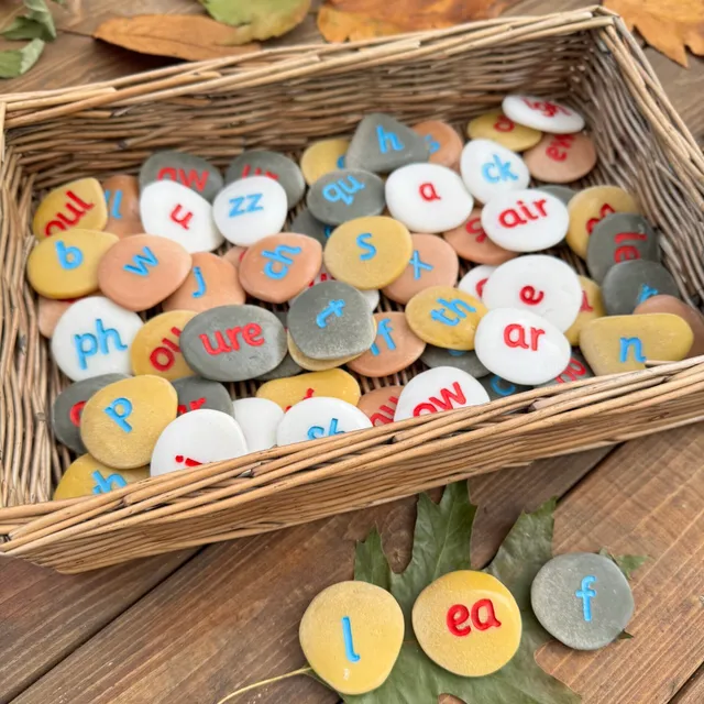 Yellow Door Phonics Pebbles pietre fonetică set 64 exterior