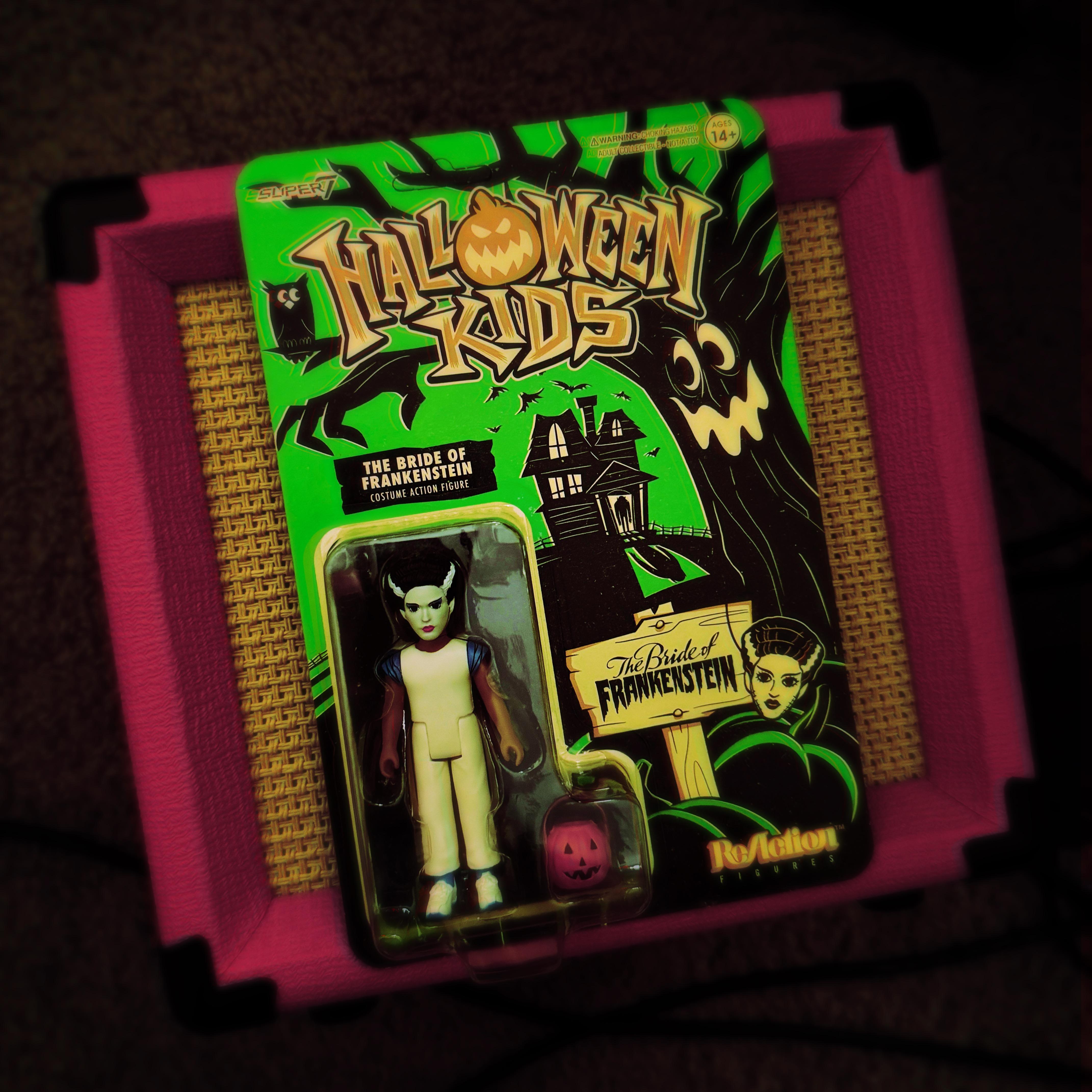 Super7 Halloween Kids ReAction Bride Frankenstein figurina