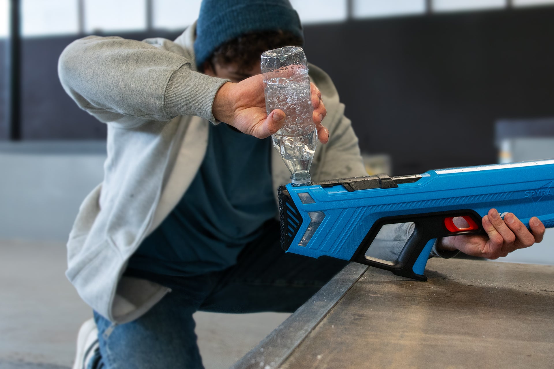 SpyraGO pistol apa compact albastru ploaie usoara