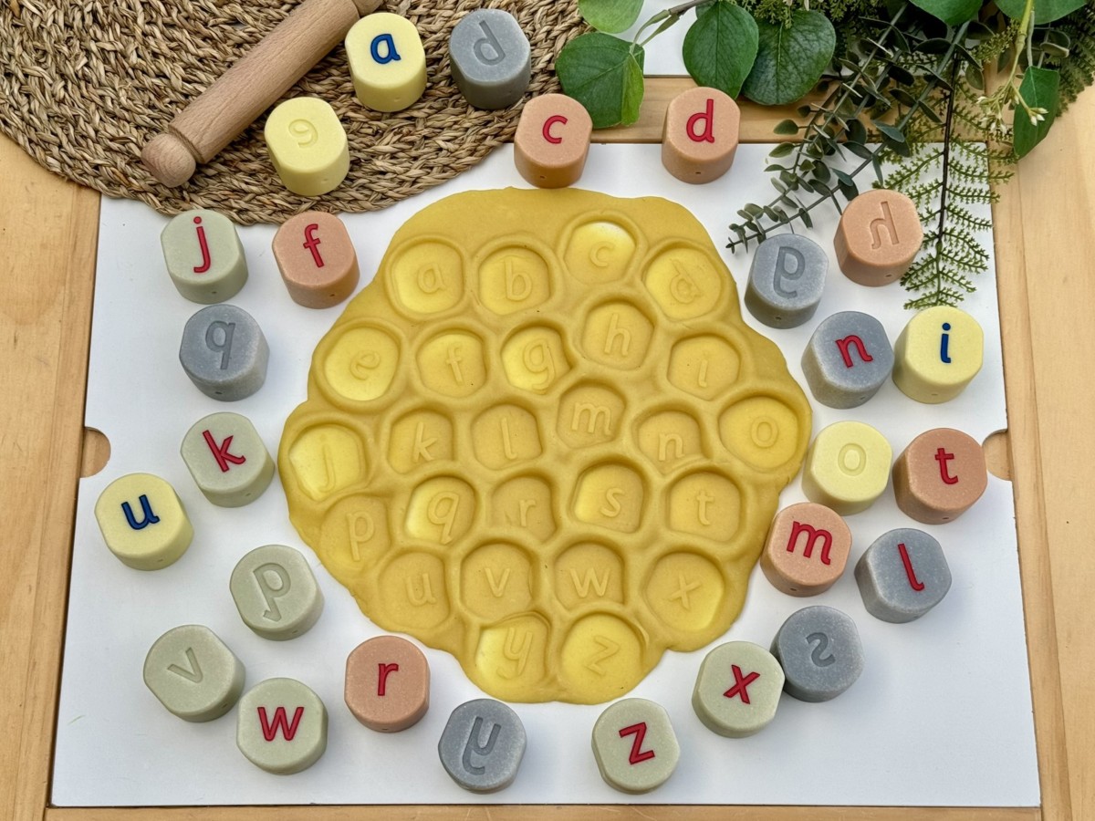 Yellow Door Alphabet Stamping Stones stampile litere mici